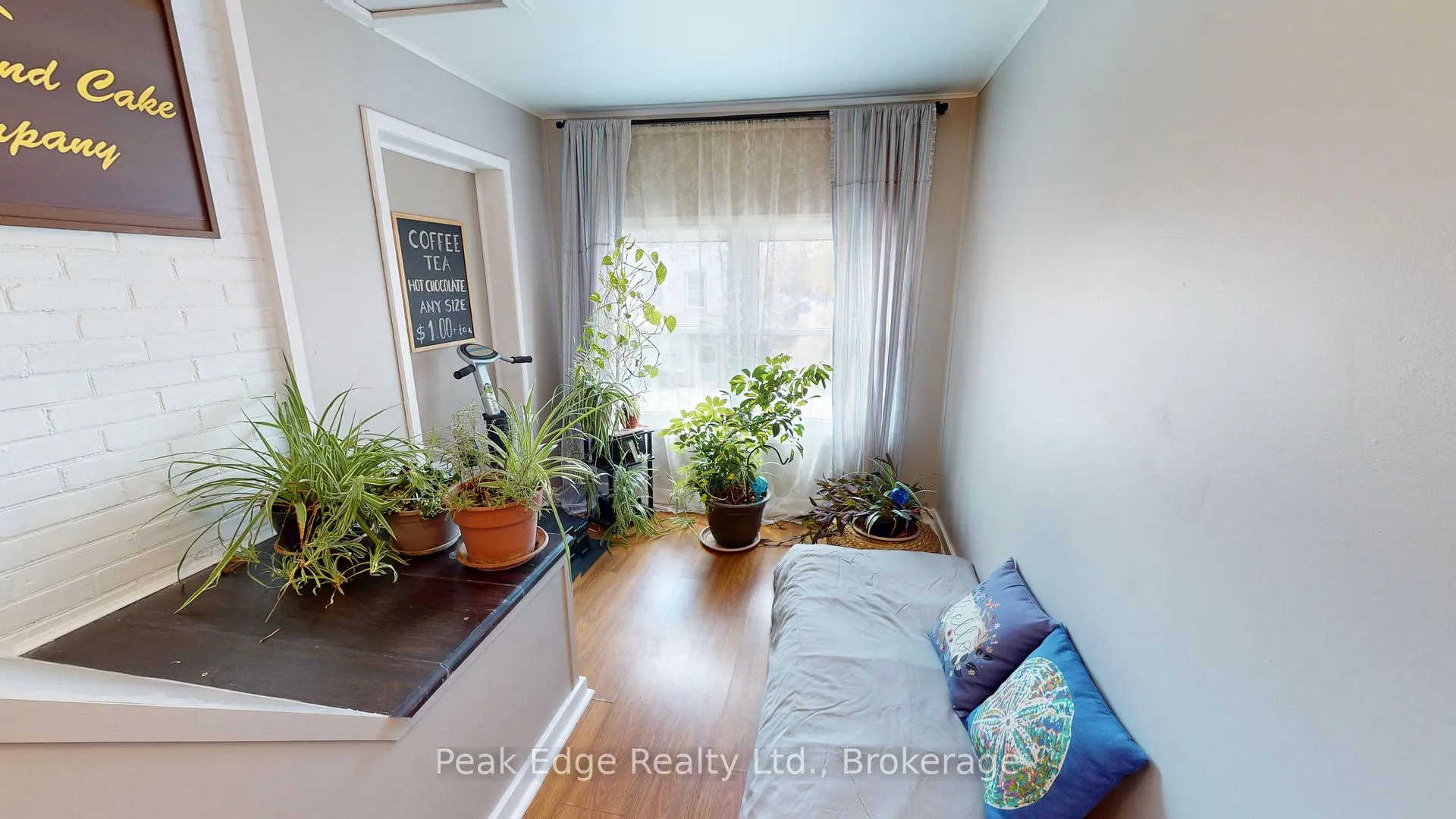 Photo 12 of 151 Garafraxa Street S, West Grey — HOMEH