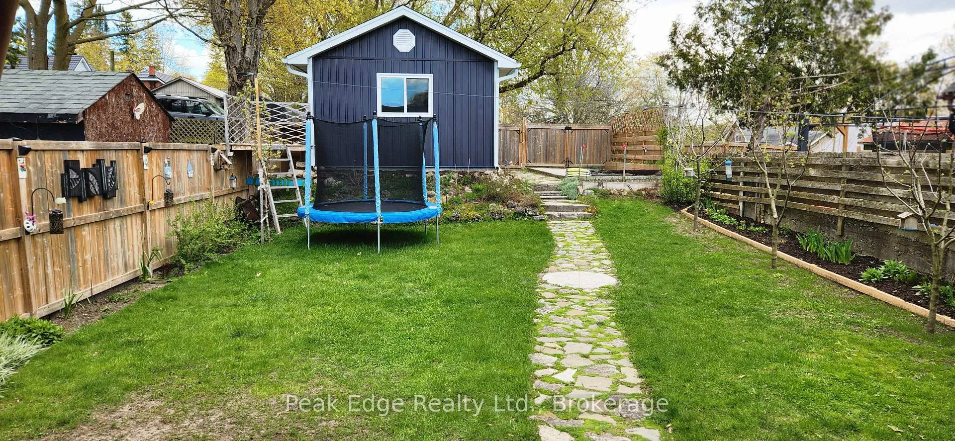 Photo 30 of 151 Garafraxa Street S, West Grey — HOMEH