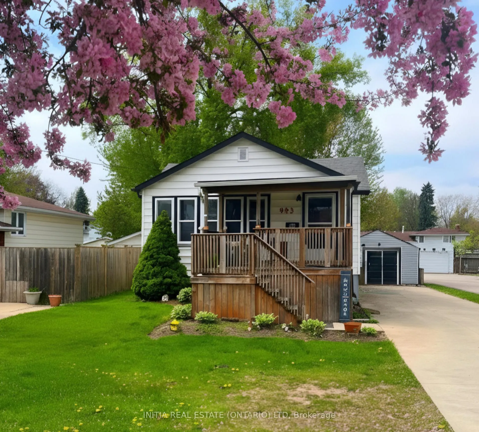 Photo 1 of 993 Murphy Road W, Sarnia — HOMEH