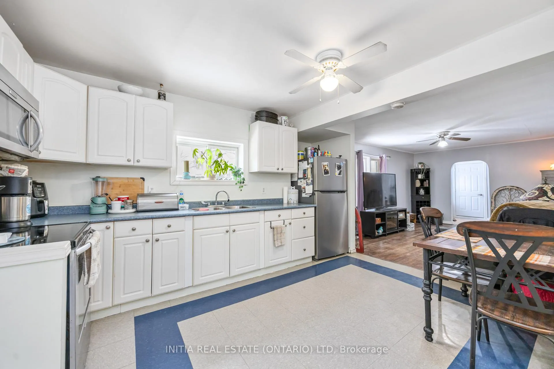 Photo 12 of 993 Murphy Road W, Sarnia — HOMEH