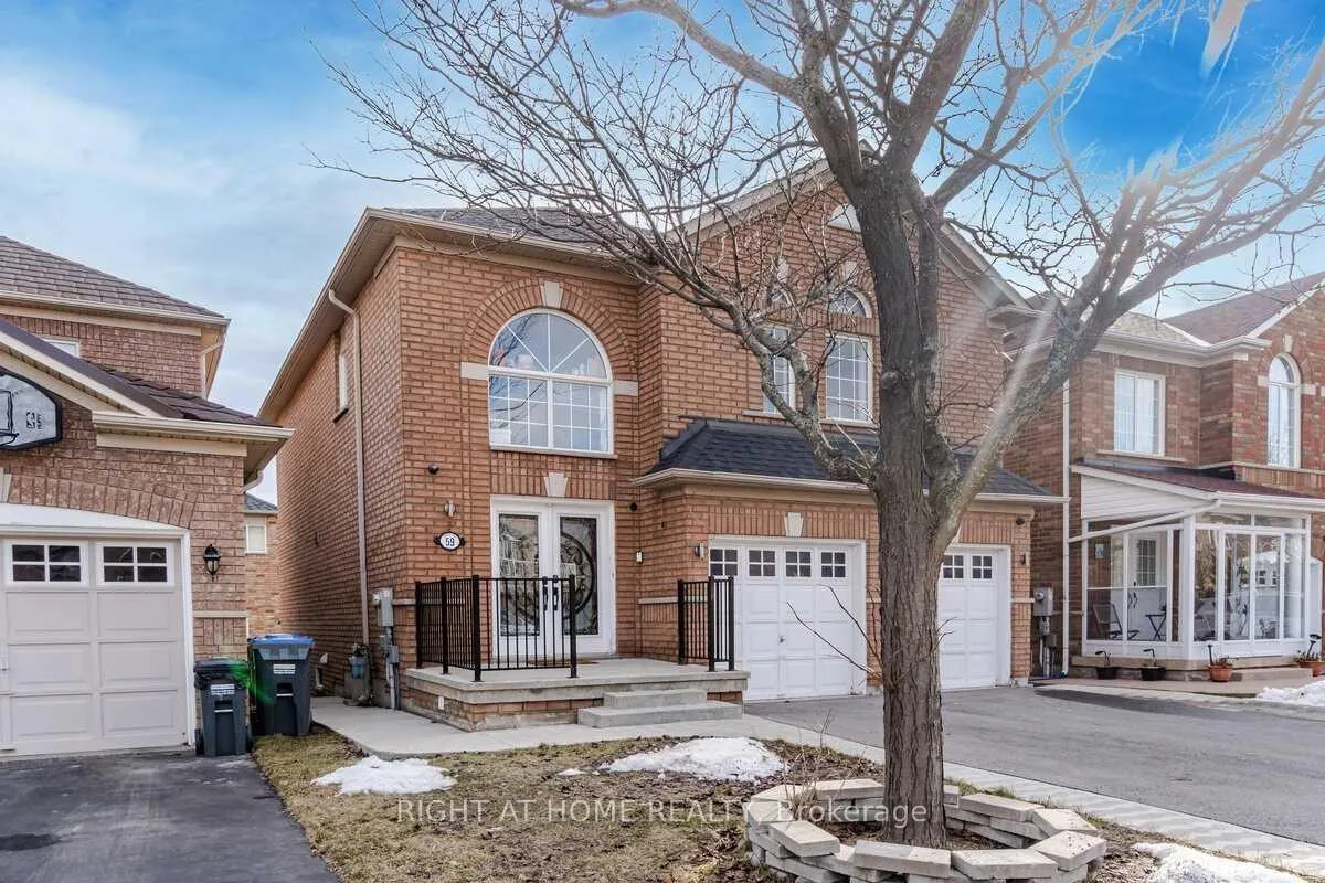 Photo 2 of 59 Lormel Gate, Brampton, Fletcher's Meadow — HOMEH