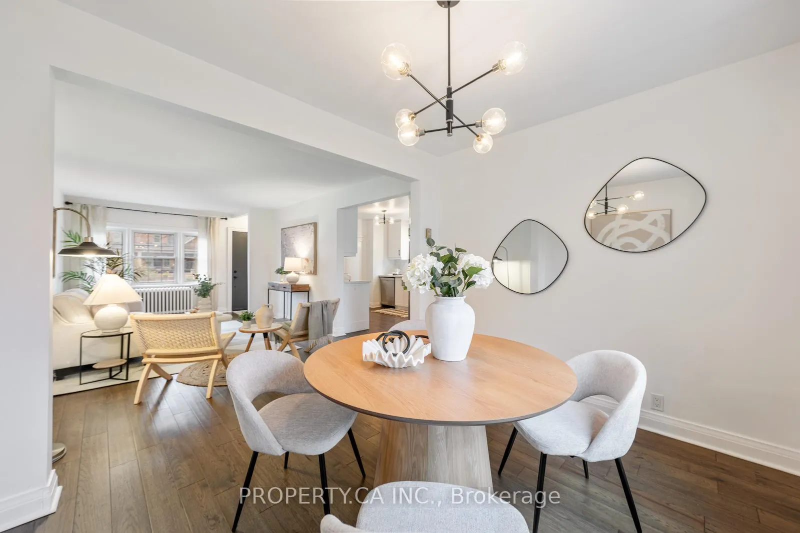 Photo 12 of 29 Oakfield Drive, Etobicoke, Stonegate-Queensway — HOMEH