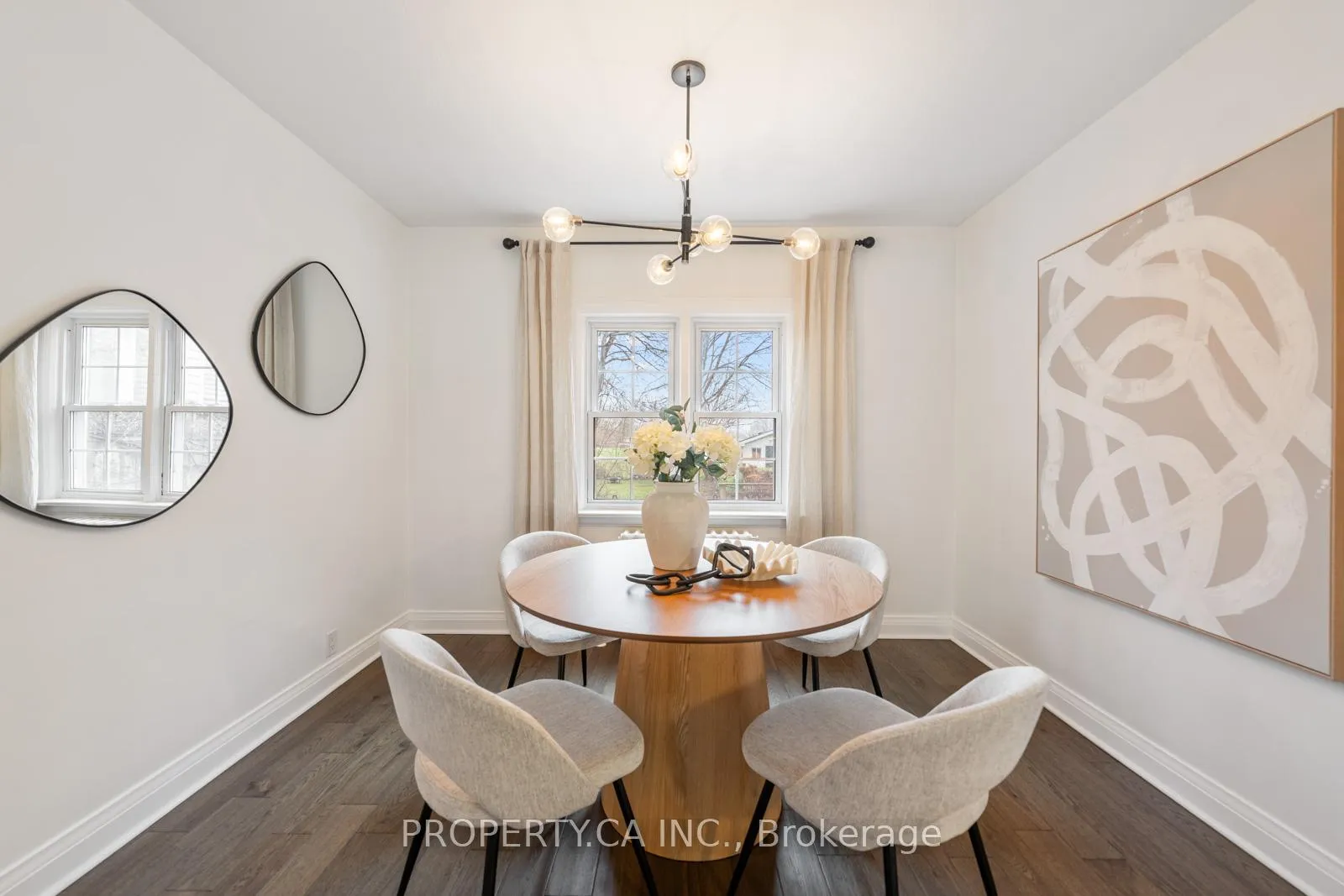 Photo 13 of 29 Oakfield Drive, Etobicoke, Stonegate-Queensway — HOMEH