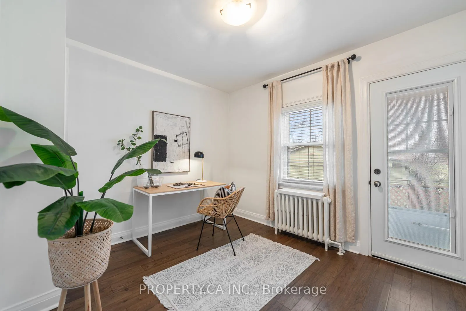 Photo 15 of 29 Oakfield Drive, Etobicoke, Stonegate-Queensway — HOMEH