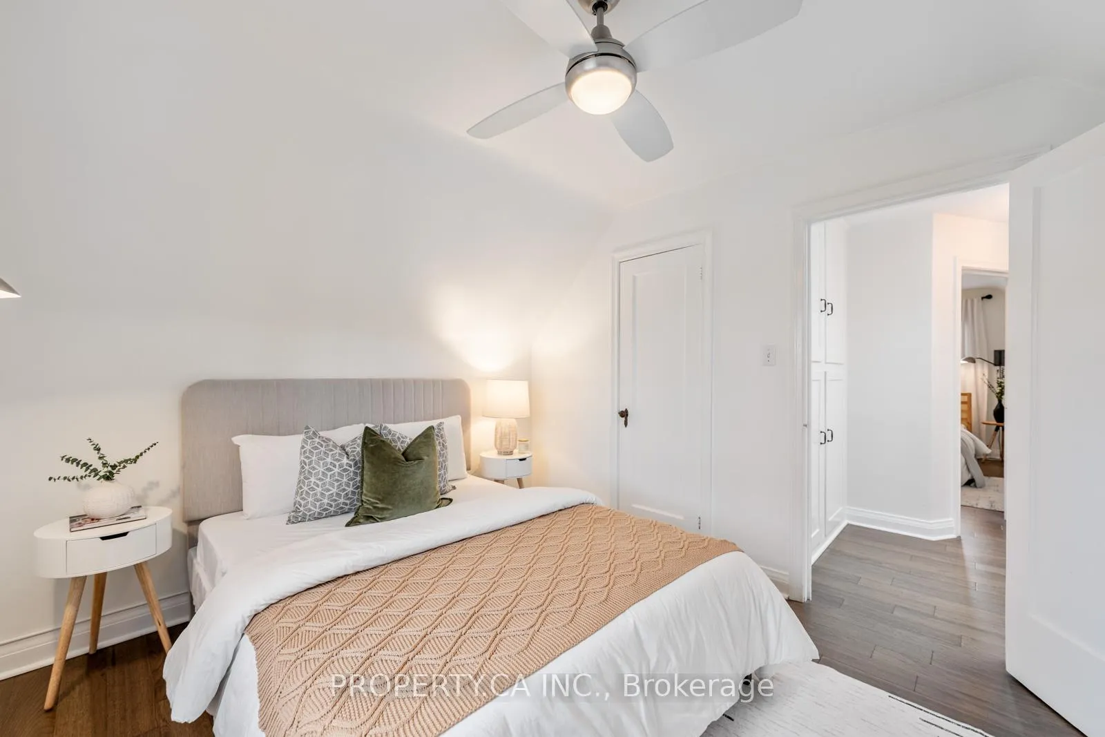 Photo 24 of 29 Oakfield Drive, Etobicoke, Stonegate-Queensway — HOMEH