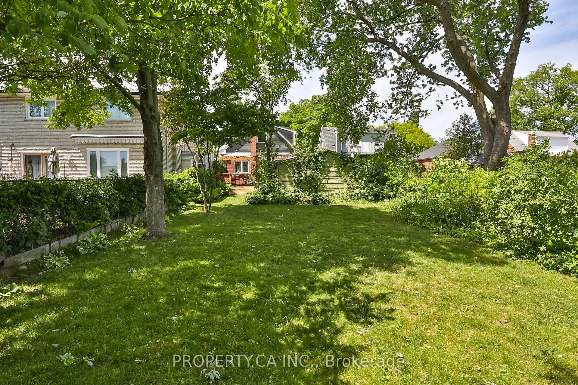Photo 35 of 29 Oakfield Drive, Etobicoke, Stonegate-Queensway — HOMEH