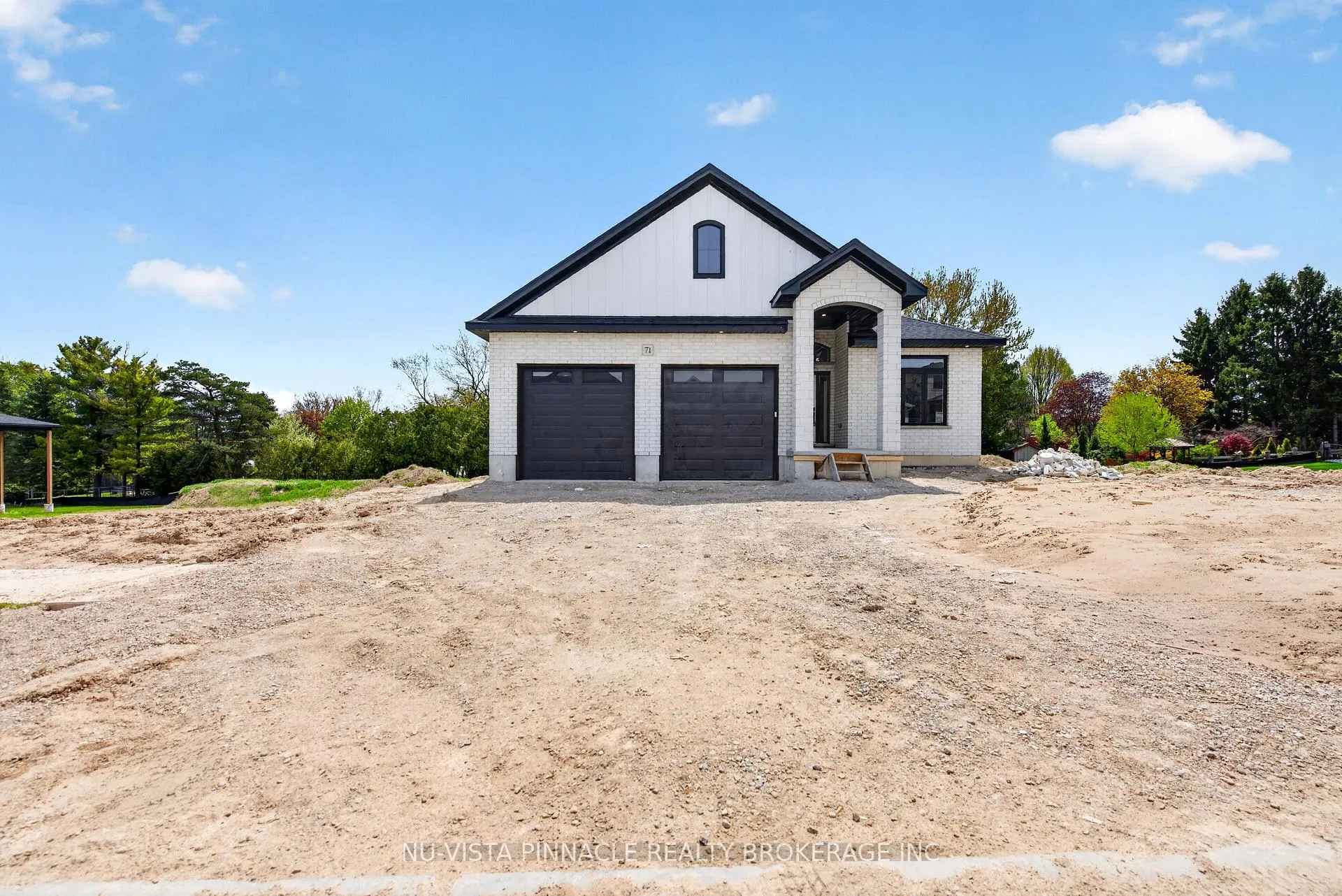 Photo 4 of 71 Basil Crescent, Middlesex Centre, Ilderton — HOMEH