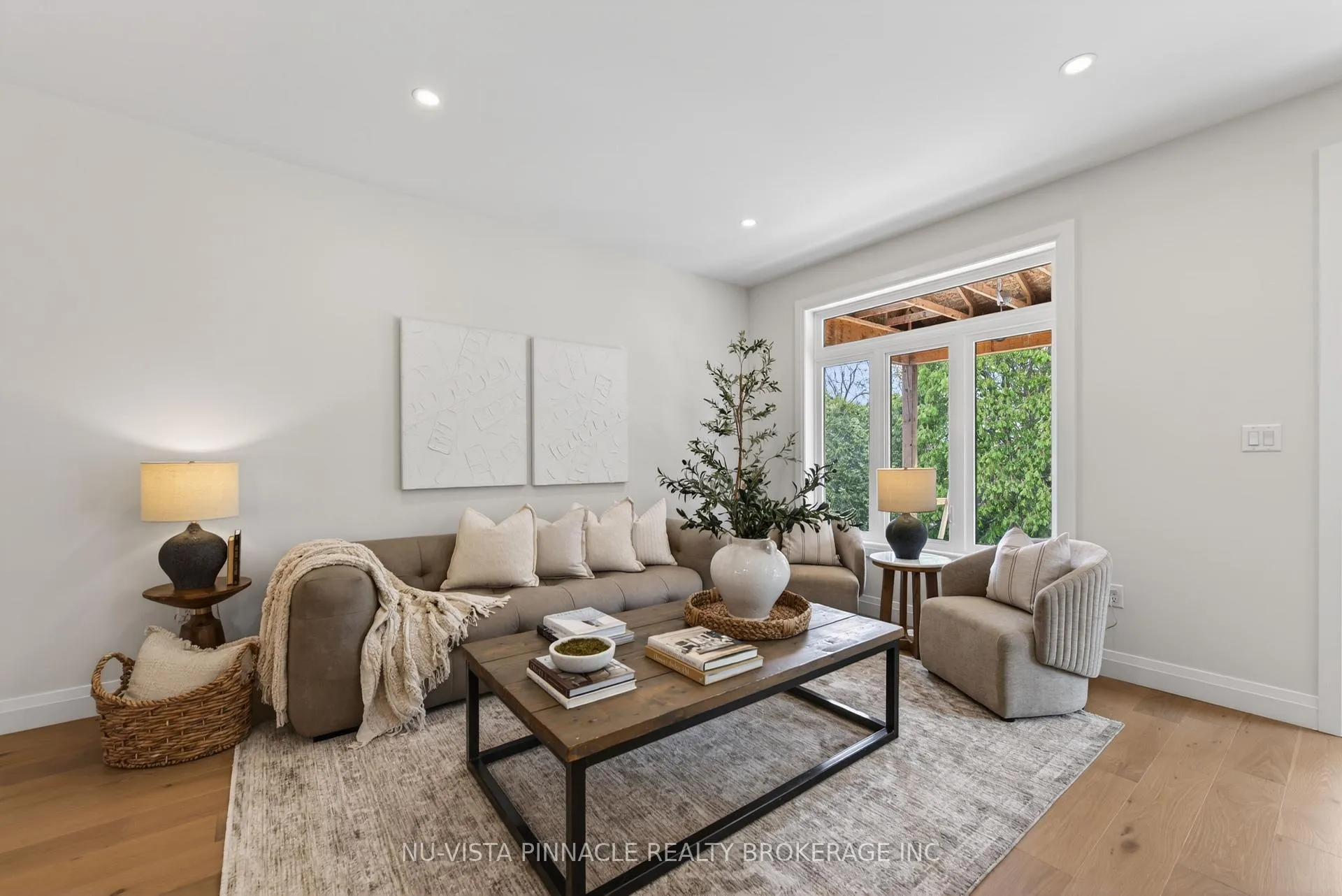 Photo 25 of 71 Basil Crescent, Middlesex Centre, Ilderton — HOMEH