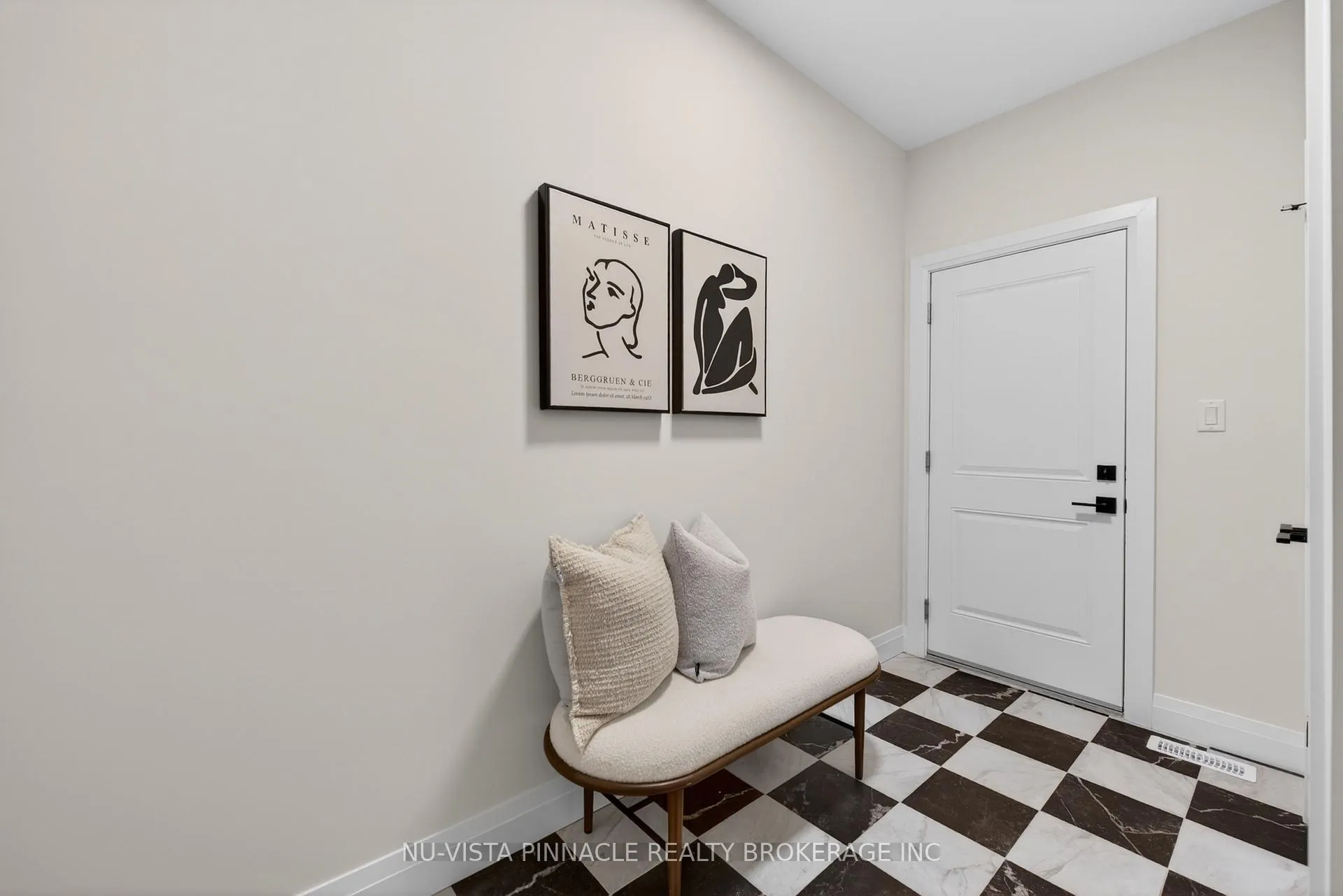 Photo 39 of 71 Basil Crescent, Middlesex Centre, Ilderton — HOMEH