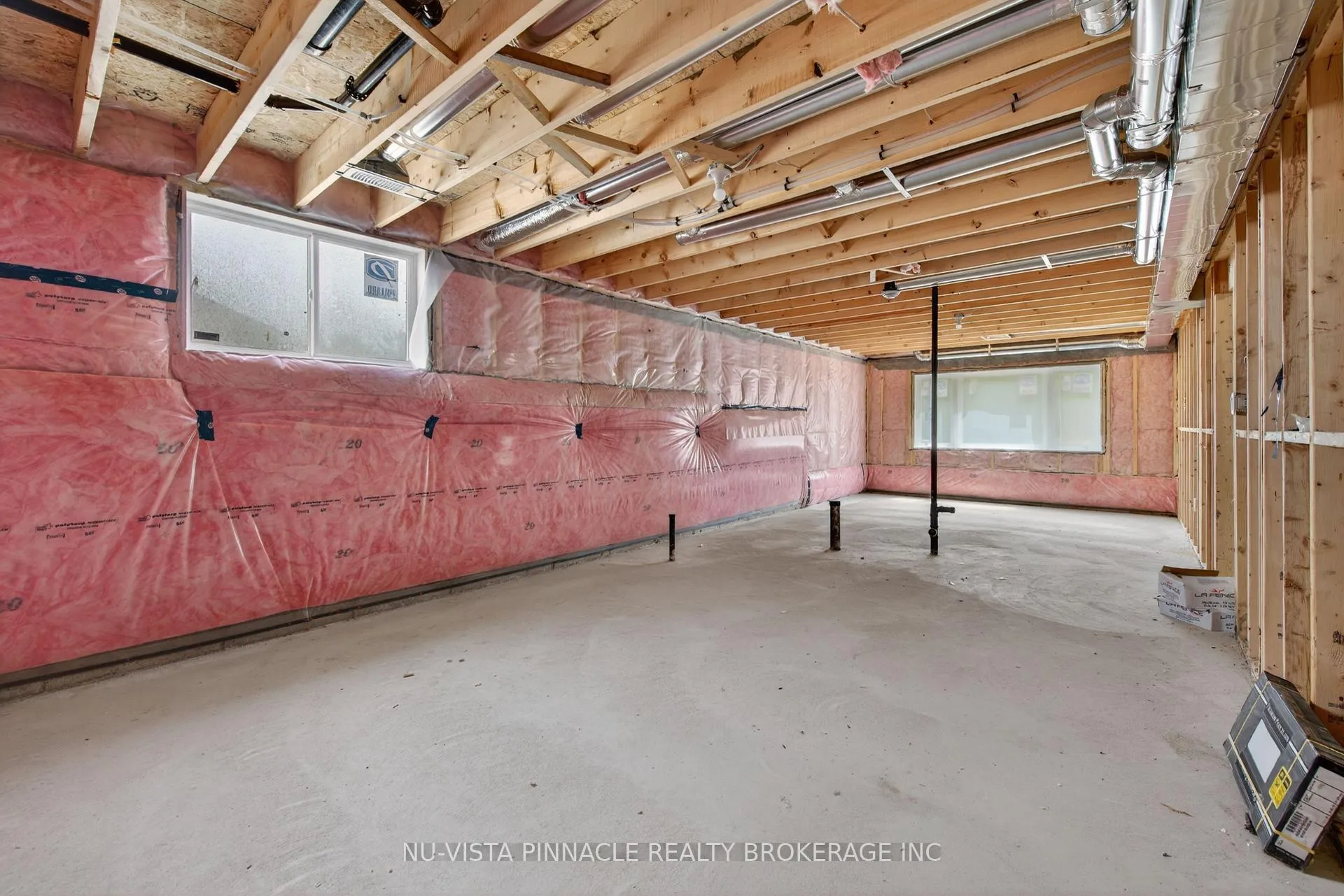 Photo 44 of 71 Basil Crescent, Middlesex Centre, Ilderton — HOMEH