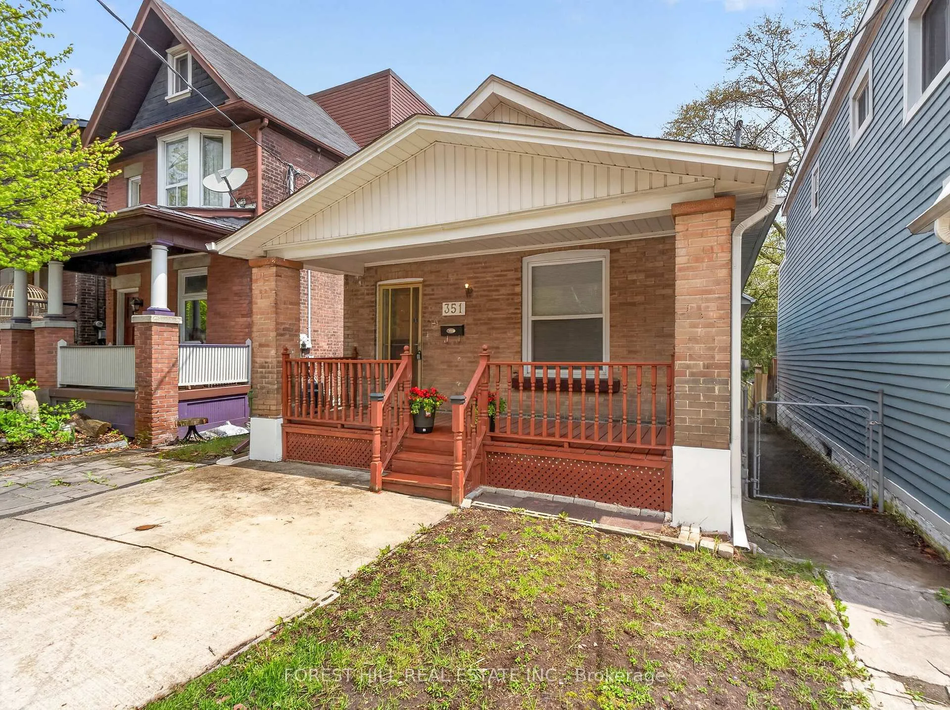 Front of 351 Woodfield Road