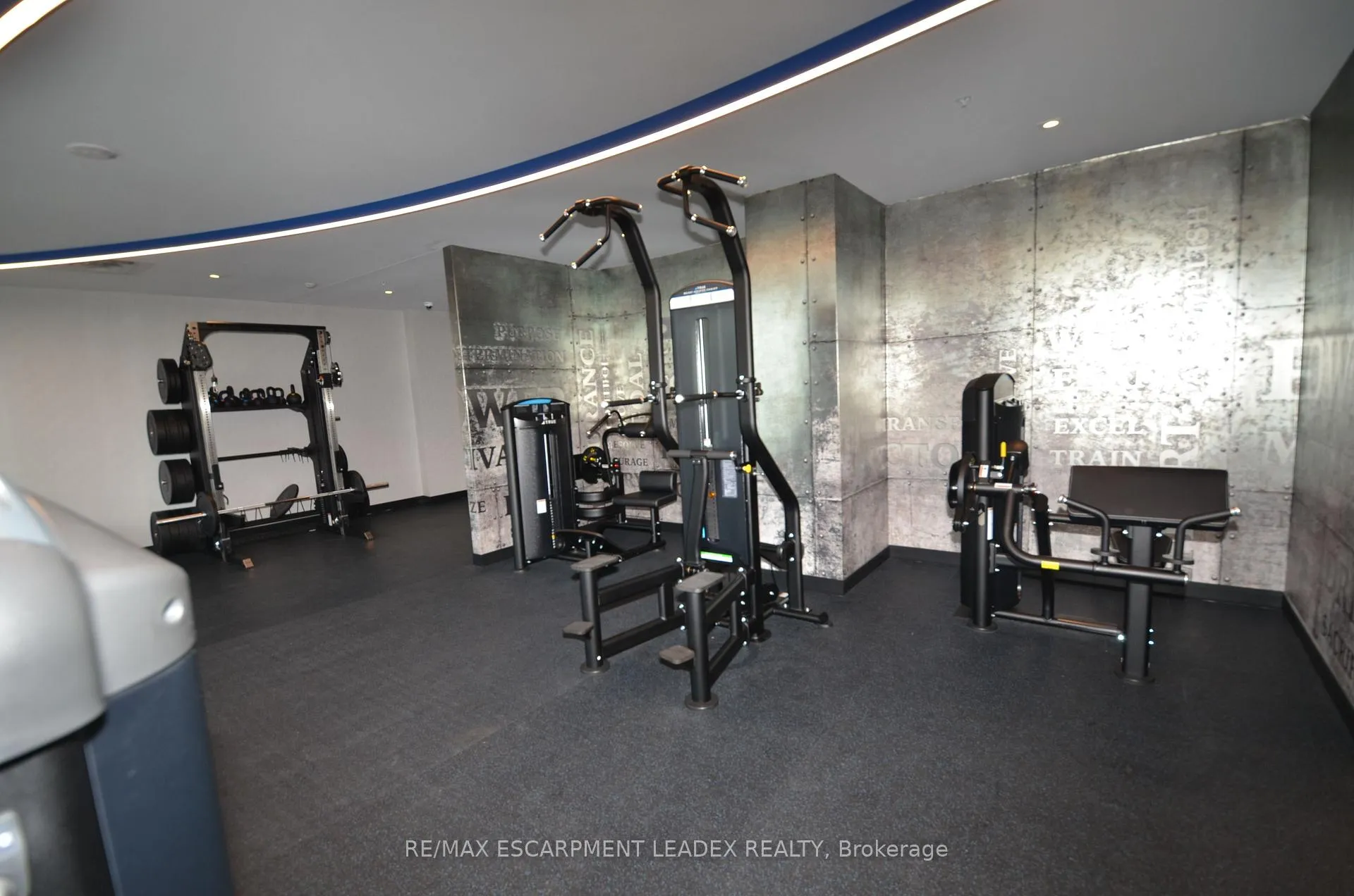Photo 8 of Unit 1808, 75 James Street N, Hamilton, Corktown — HOMEH