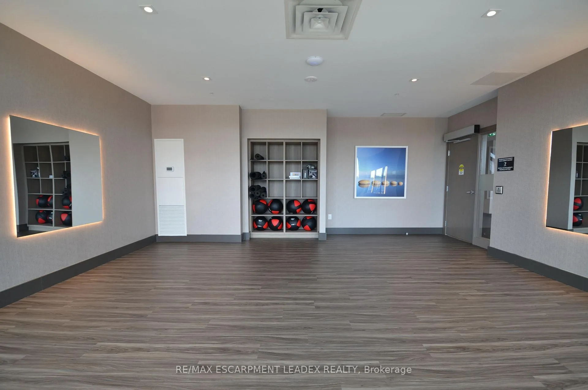 Photo 21 of Unit 1808, 75 James Street N, Hamilton, Corktown — HOMEH