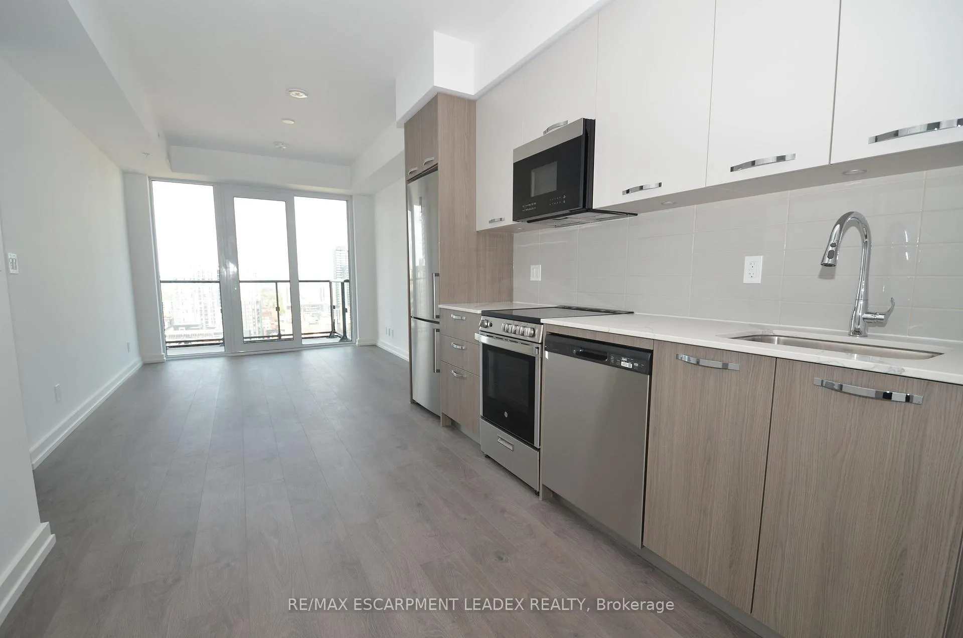 Photo 26 of Unit 1808, 75 James Street N, Hamilton, Corktown — HOMEH