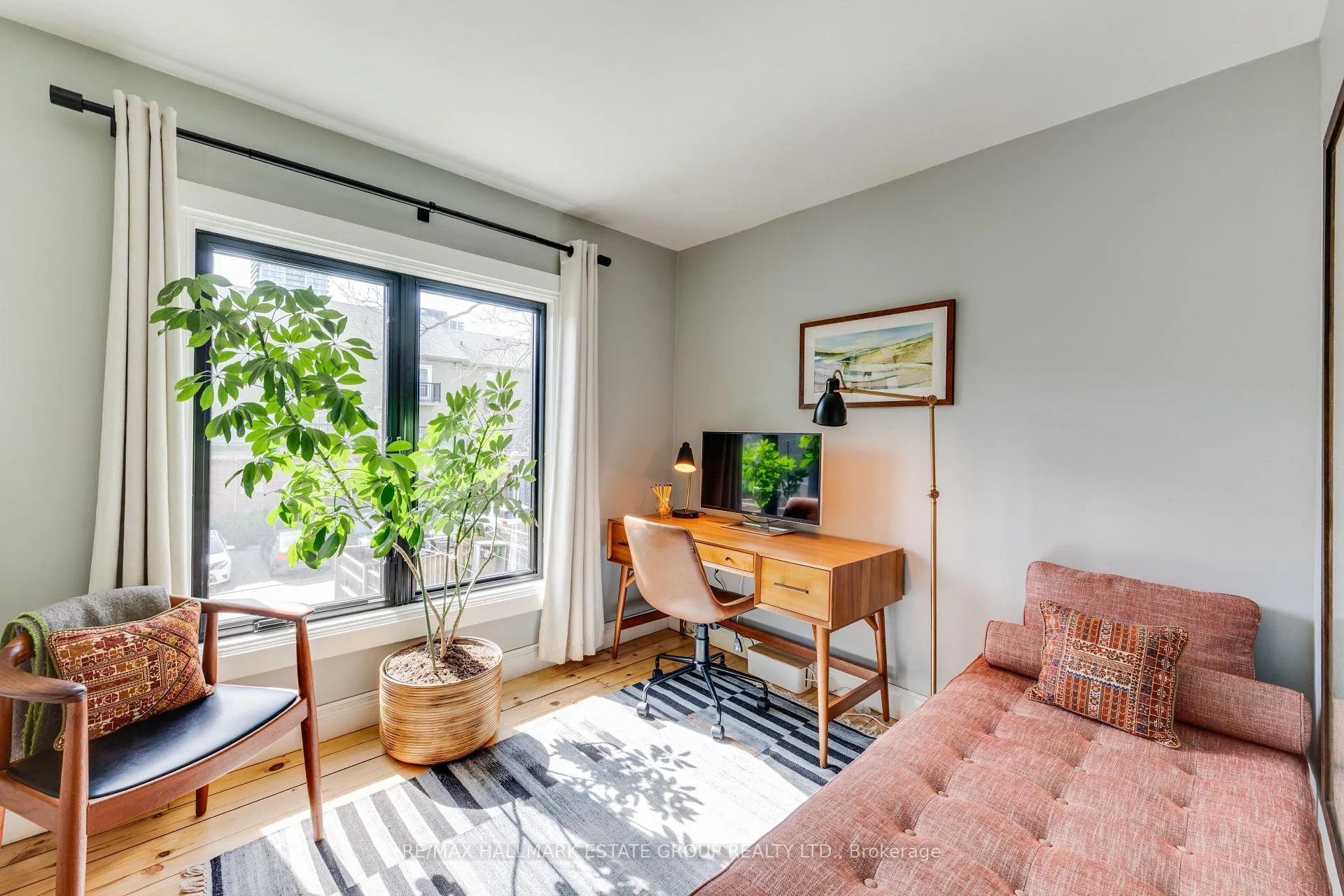 Photo 19 of 92 Hamilton Street, Toronto, South Riverdale — HOMEH