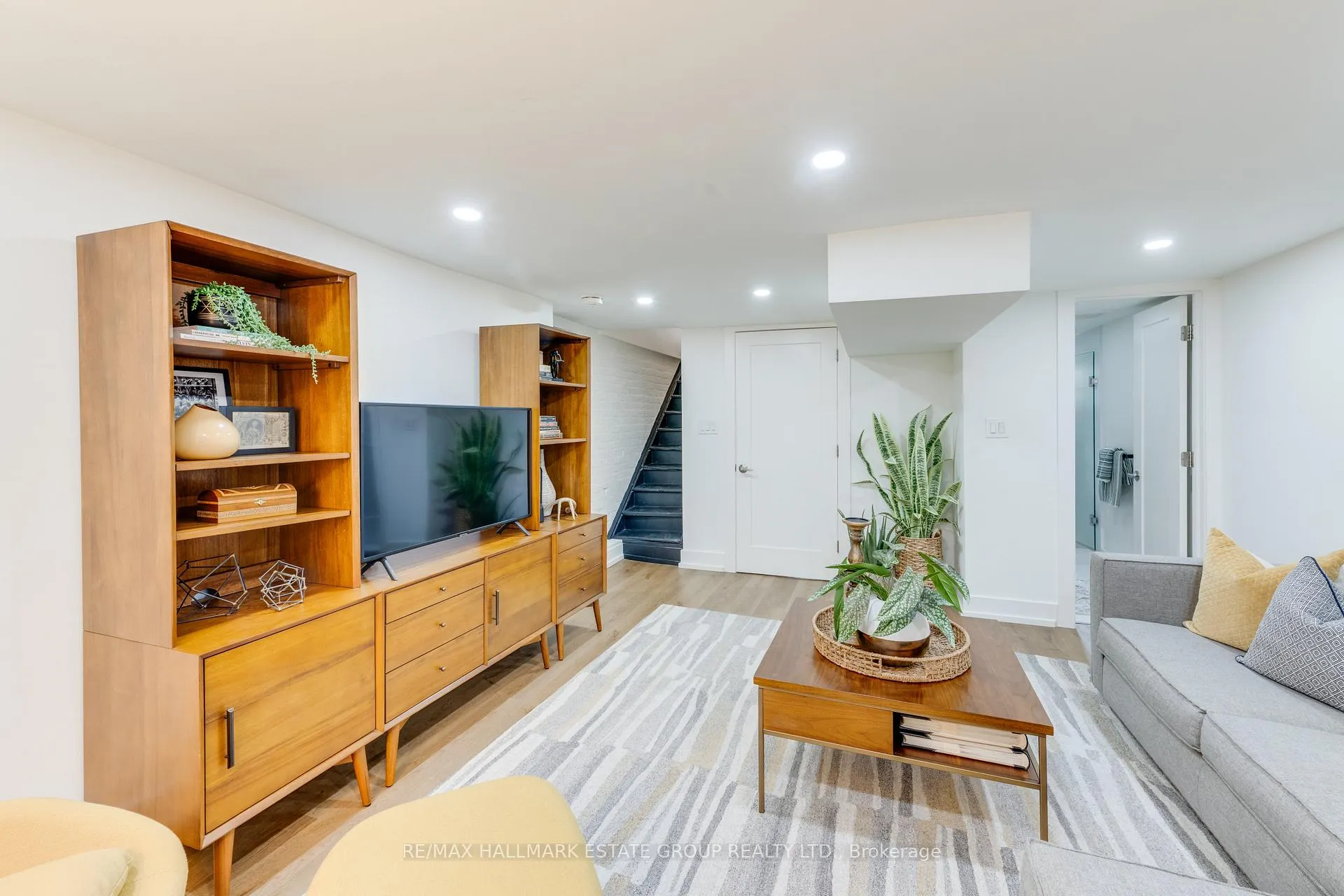 Photo 42 of 92 Hamilton Street, Toronto, South Riverdale — HOMEH
