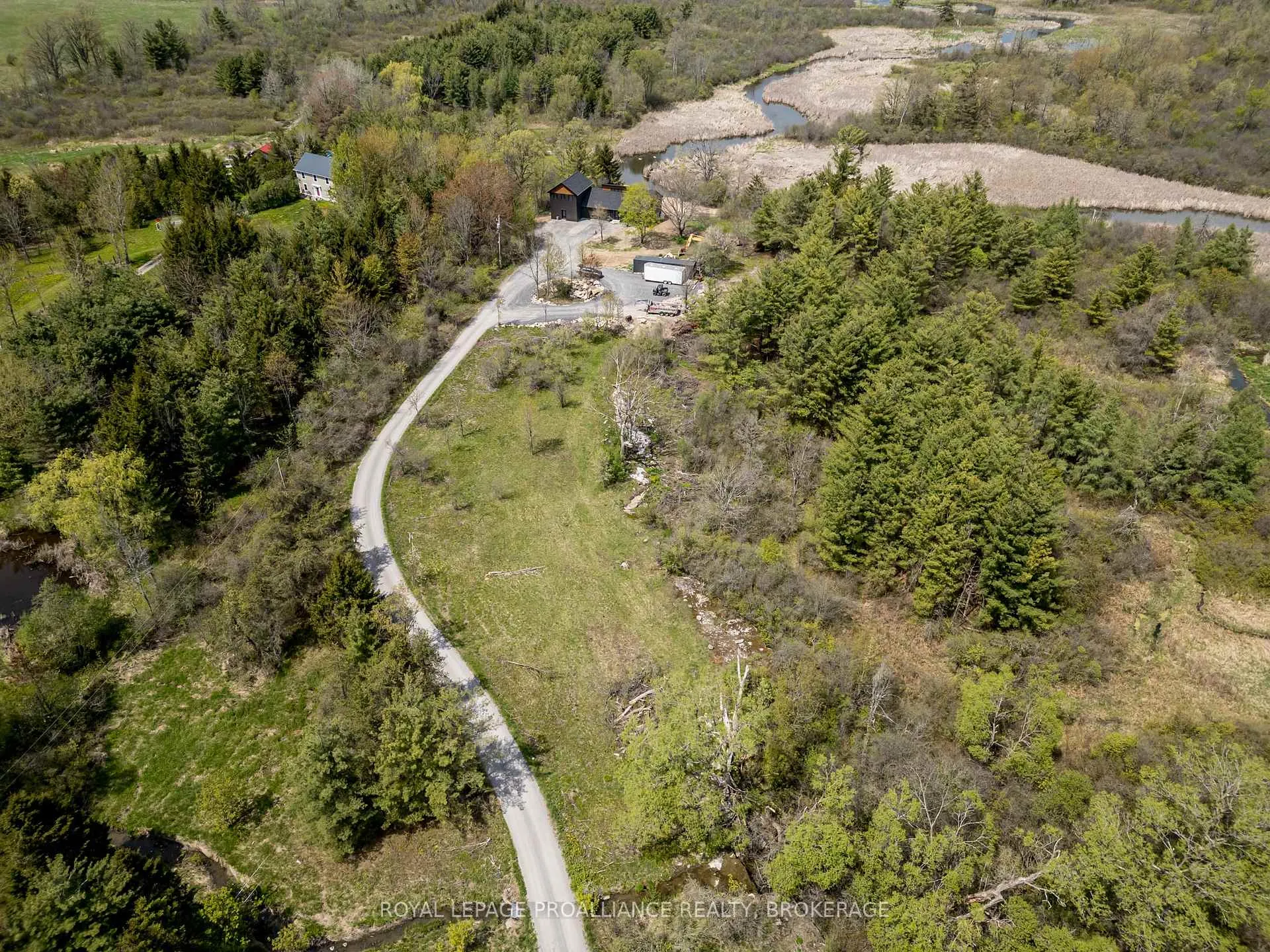 Photo 48 of 2924 Highway 2, Kingston, City North of 401 — HOMEH