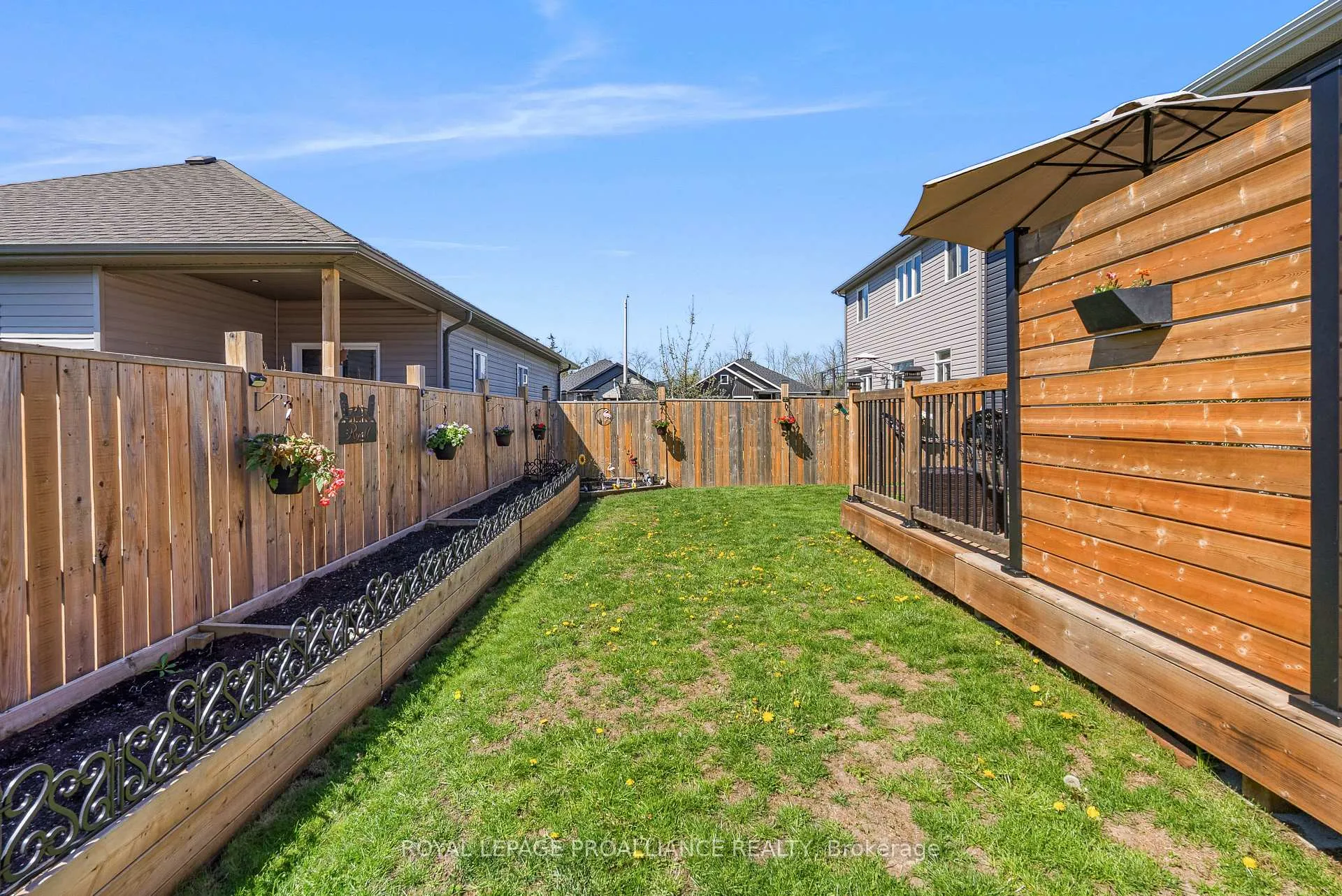 Photo 39 of 33 Redwood Drive, Belleville, Thurlow Ward — HOMEH