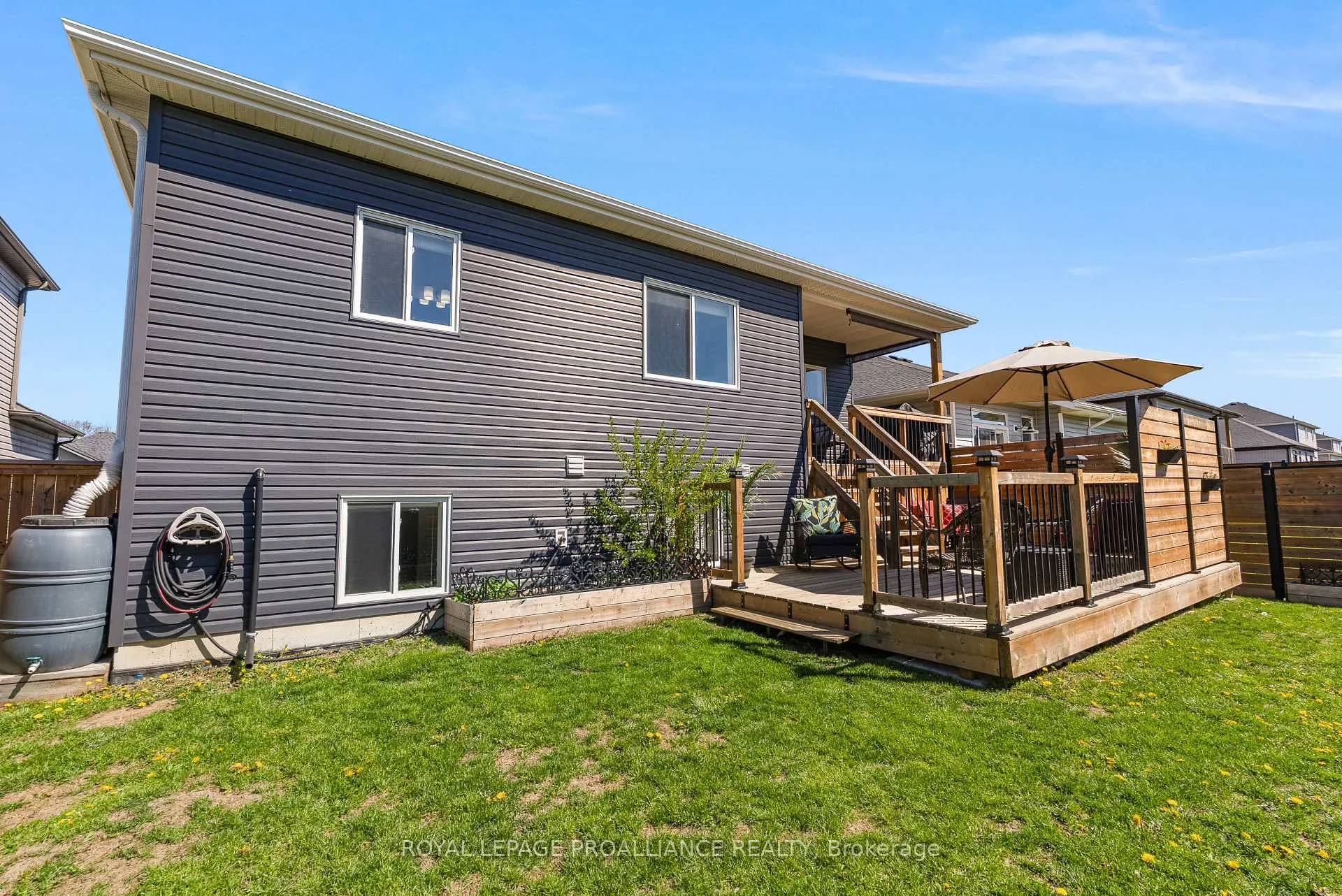 Photo 40 of 33 Redwood Drive, Belleville, Thurlow Ward — HOMEH