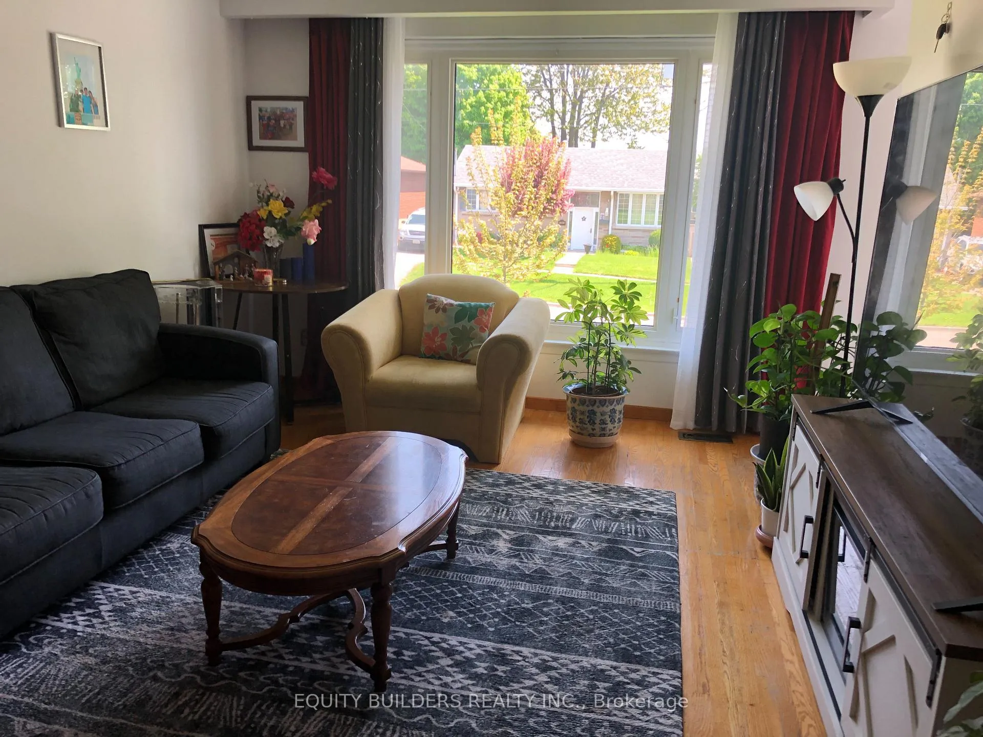 Photo 4 of 1340 Cedar St. West Street W, Oshawa, Lakeview — HOMEH
