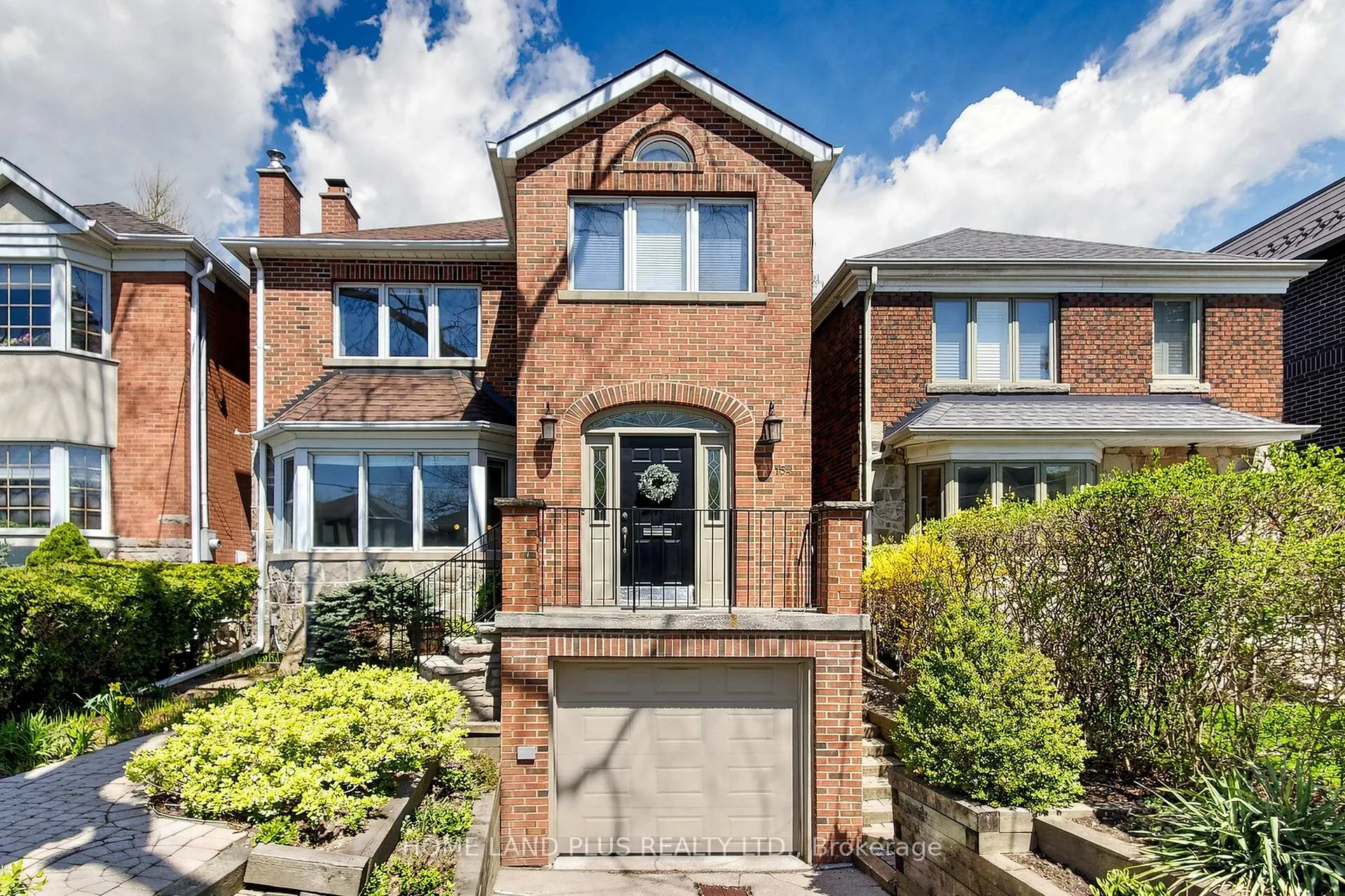 Photo 1 of 154 Brooke Avenue, Toronto, Bedford Park-Nortown — HOMEH