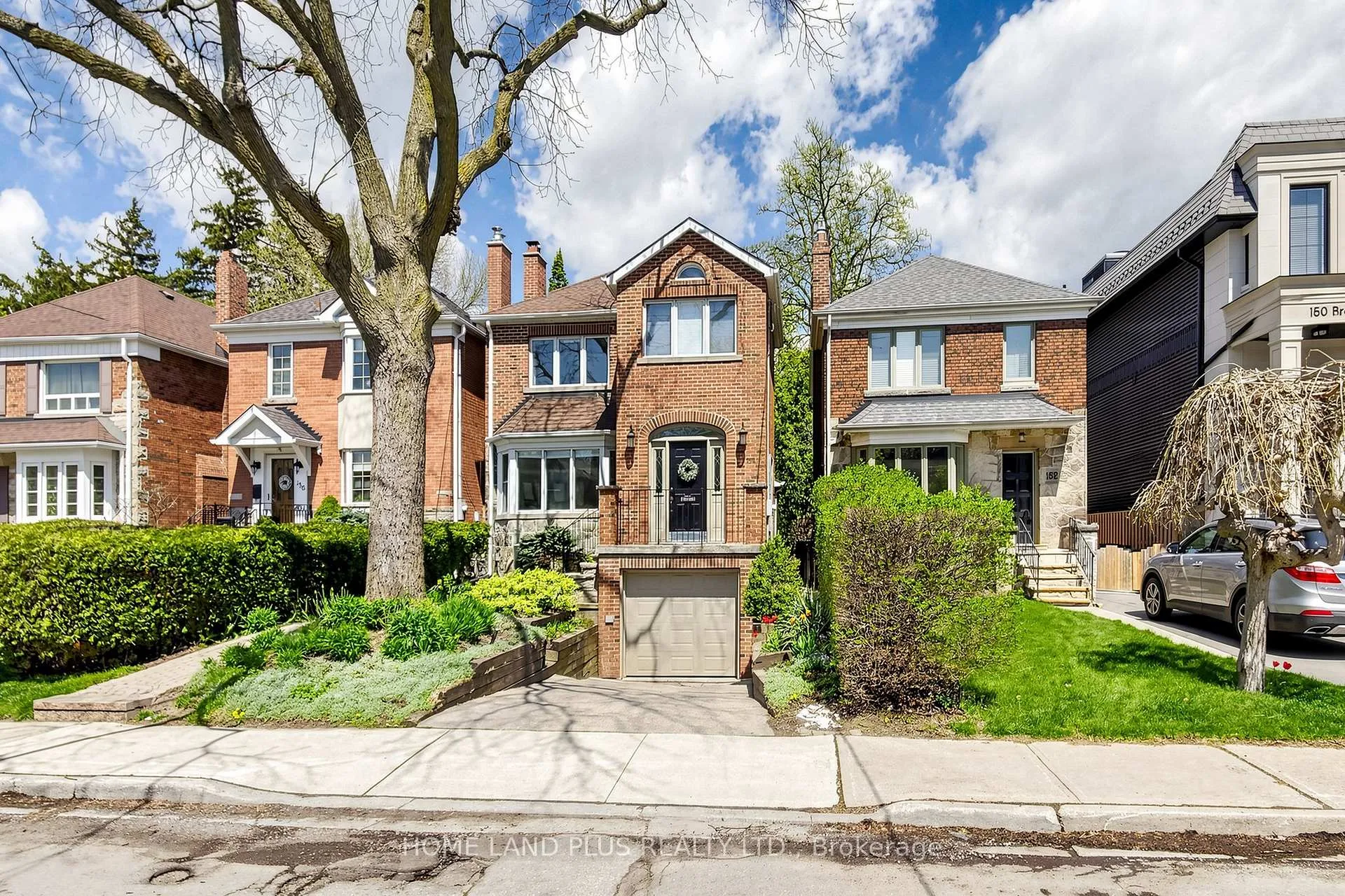 Photo 2 of 154 Brooke Avenue, Toronto, Bedford Park-Nortown — HOMEH