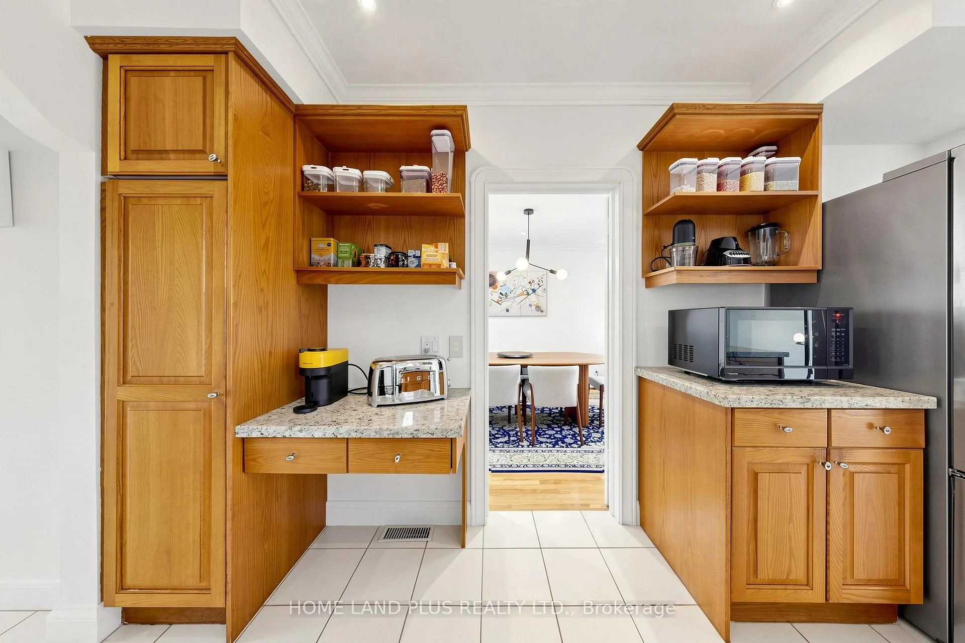 Photo 12 of 154 Brooke Avenue, Toronto, Bedford Park-Nortown — HOMEH