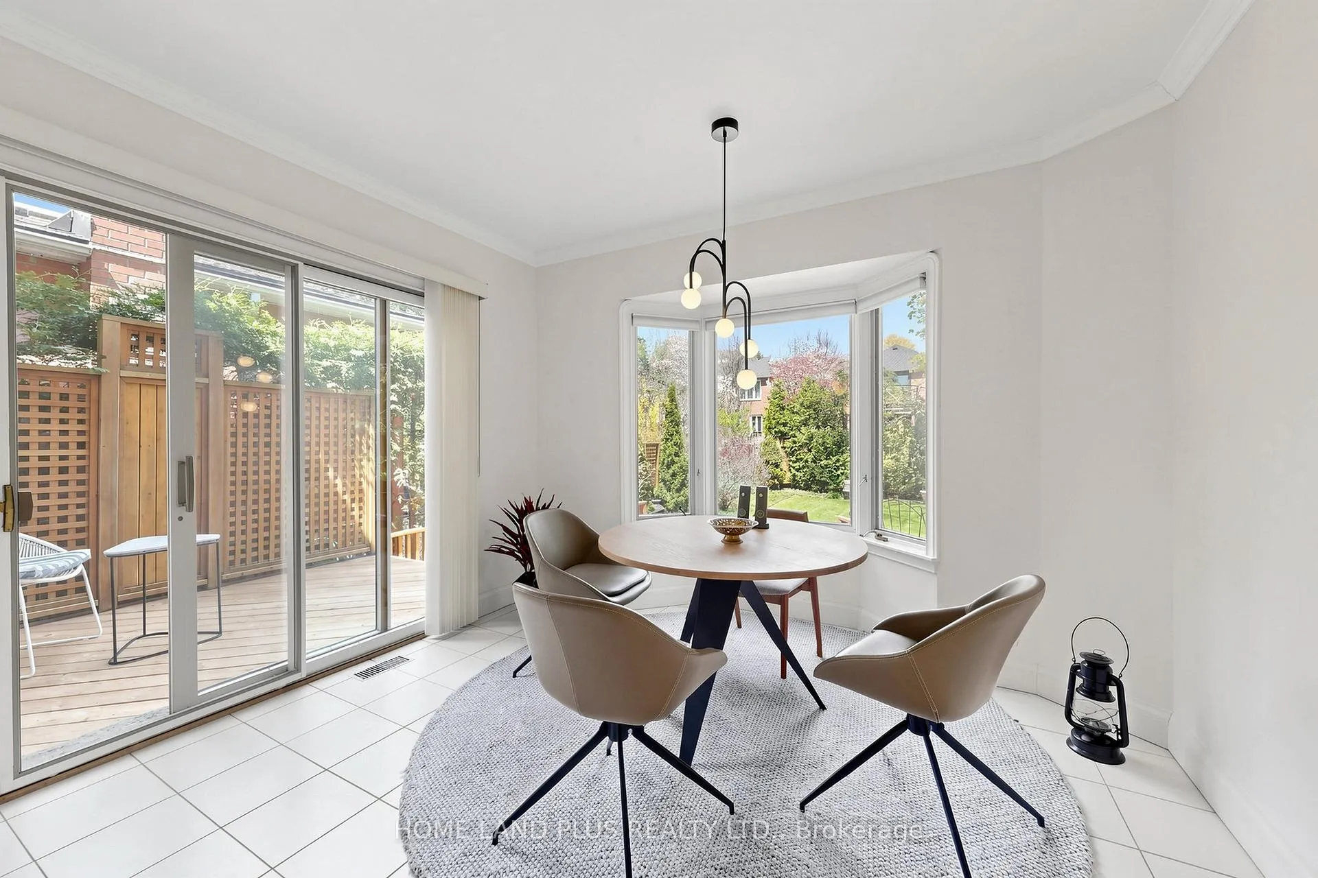 Photo 15 of 154 Brooke Avenue, Toronto, Bedford Park-Nortown — HOMEH
