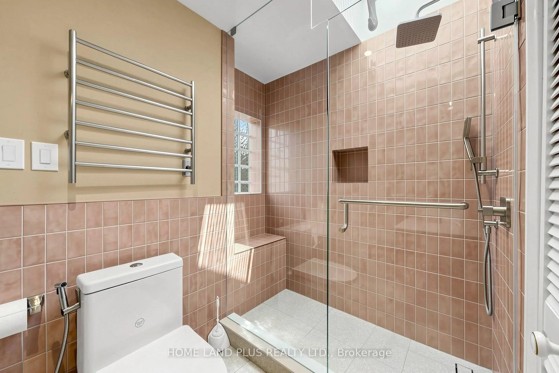 Photo 30 of 154 Brooke Avenue, Toronto, Bedford Park-Nortown — HOMEH