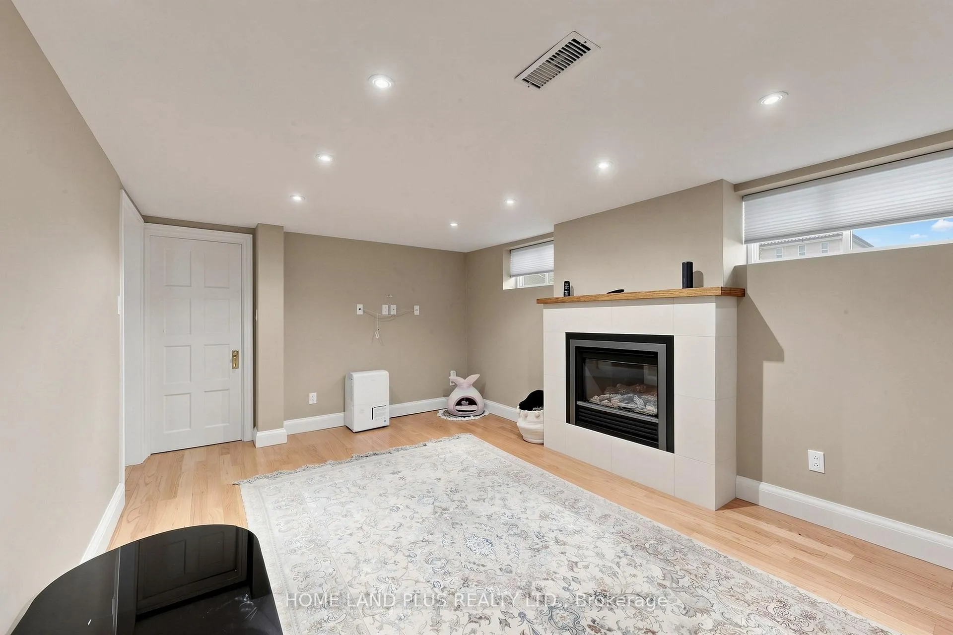Photo 33 of 154 Brooke Avenue, Toronto, Bedford Park-Nortown — HOMEH