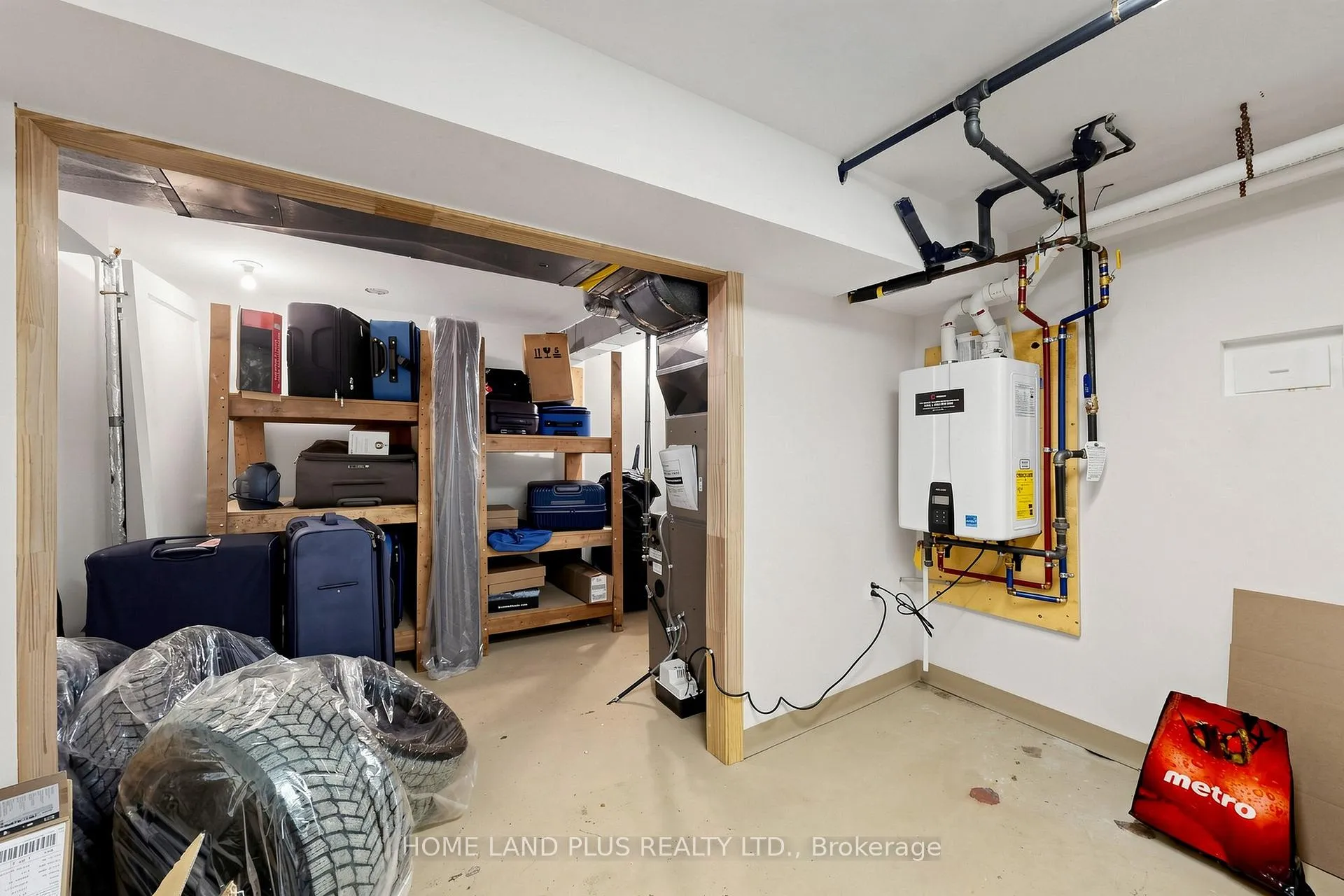 Photo 37 of 154 Brooke Avenue, Toronto, Bedford Park-Nortown — HOMEH