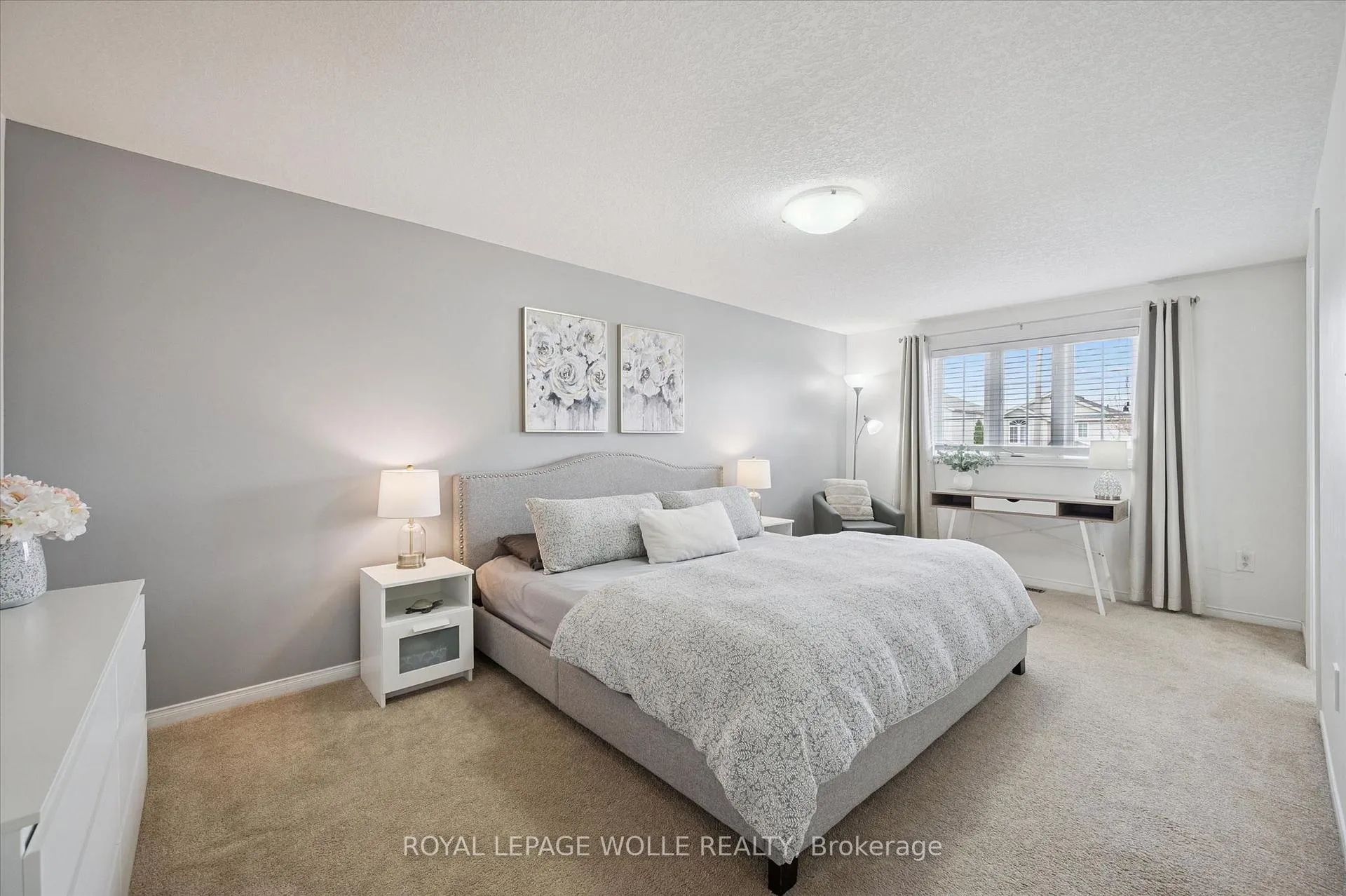 Photo 11 of 31 Tisdale Court, Kitchener — HOMEH