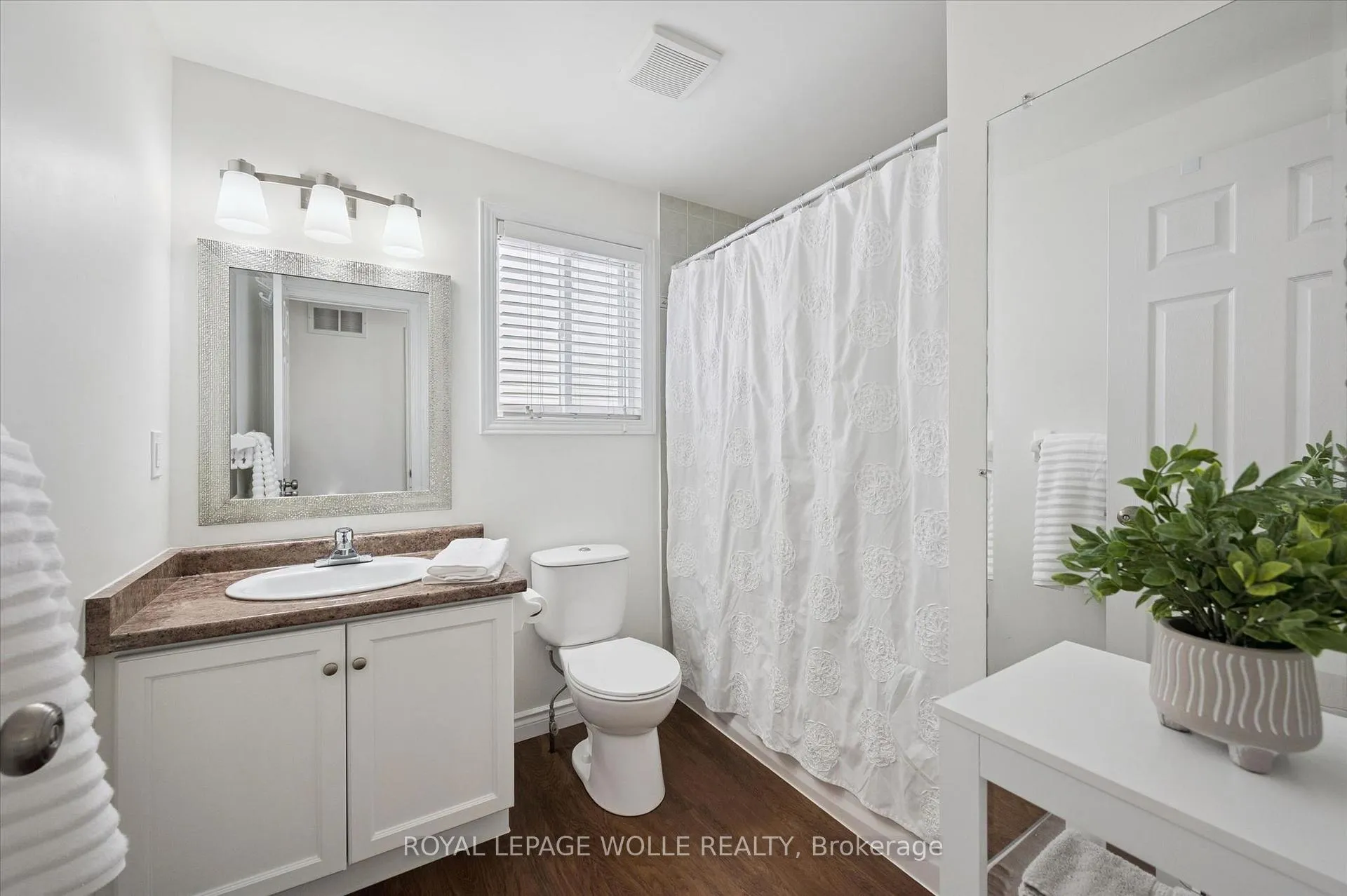 Photo 17 of 31 Tisdale Court, Kitchener — HOMEH
