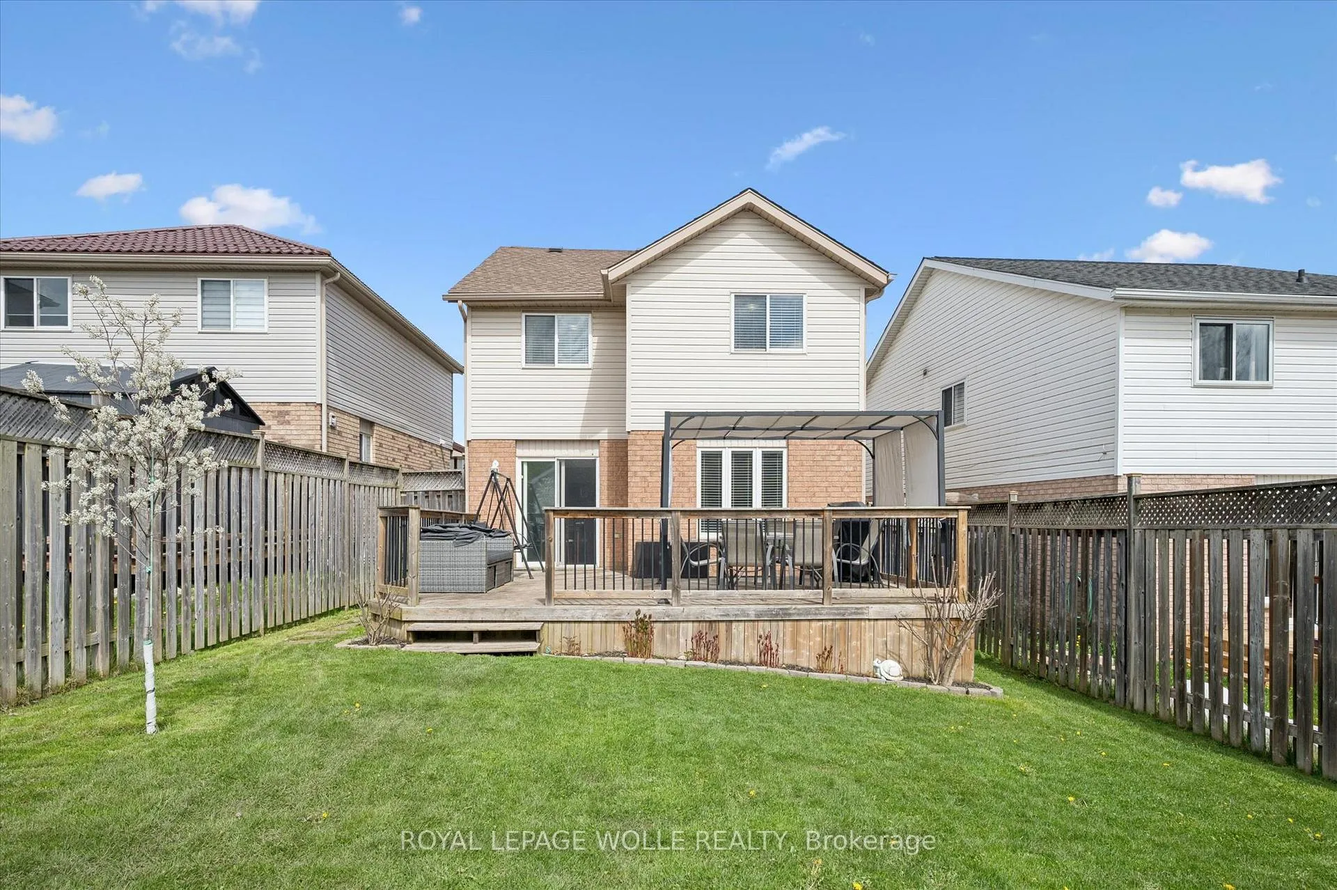 Photo 24 of 31 Tisdale Court, Kitchener — HOMEH