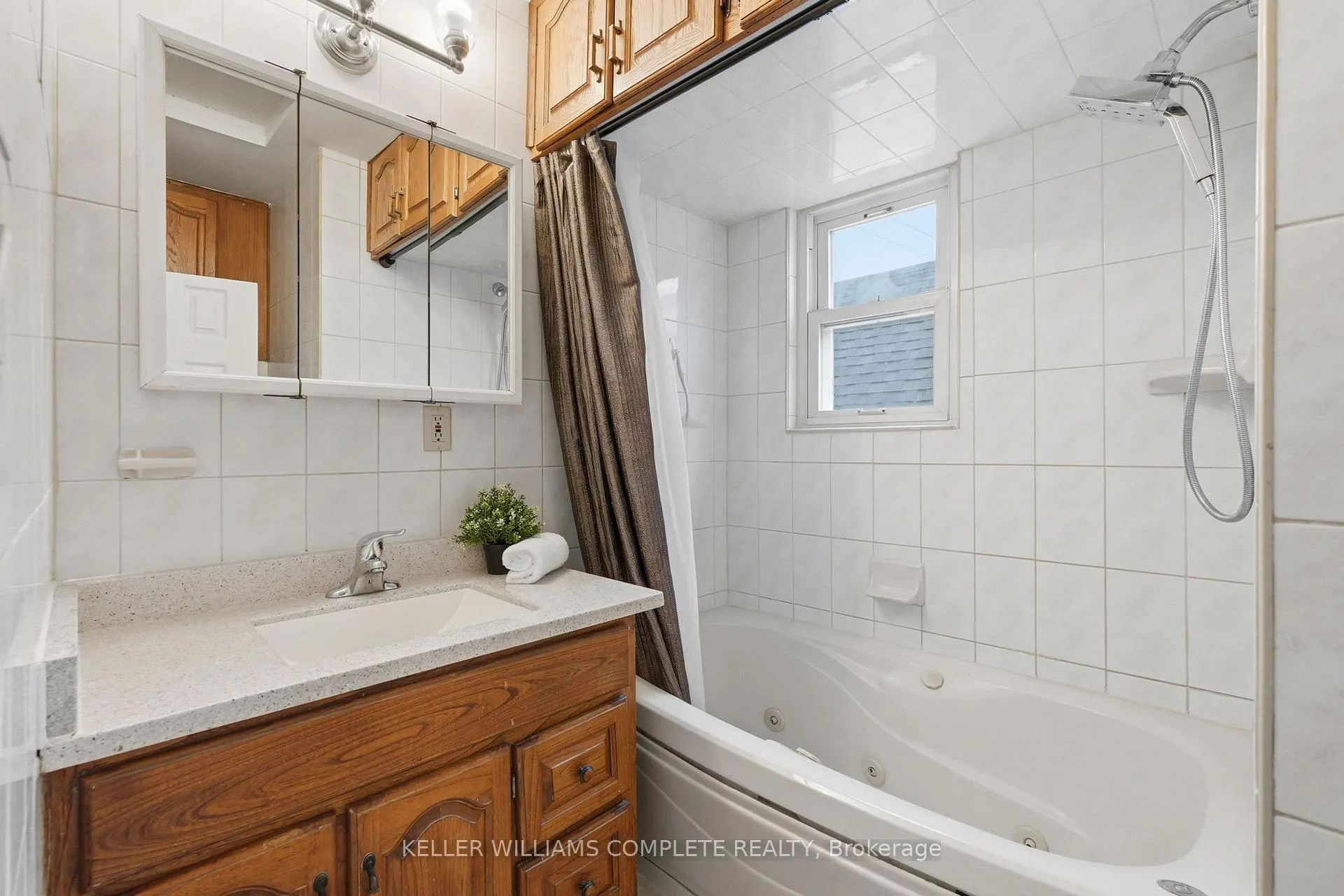 Photo 30 of 507 Queensdale Avenue E, Hamilton, Inch Park — HOMEH