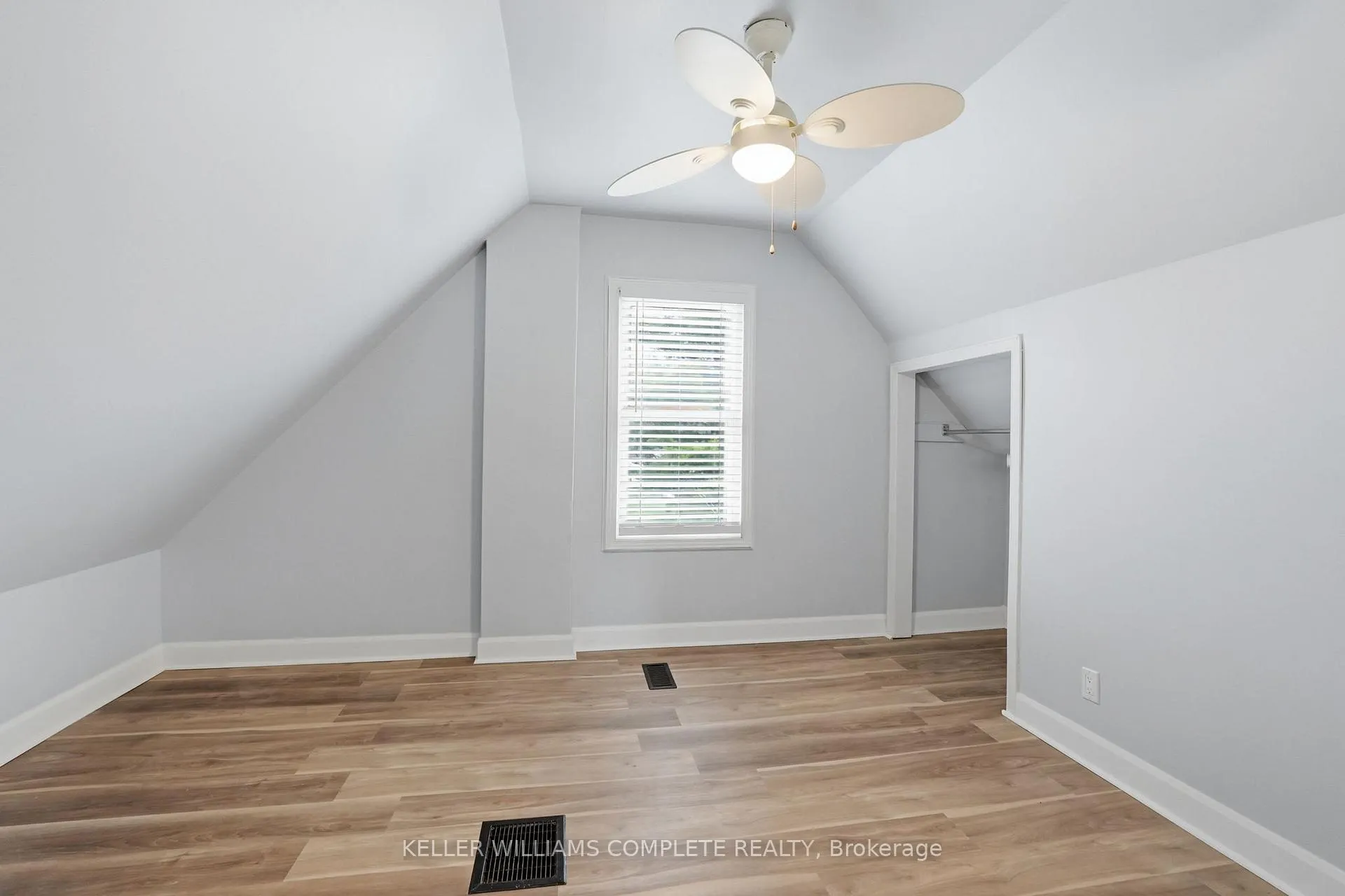 Photo 32 of 507 Queensdale Avenue E, Hamilton, Inch Park — HOMEH