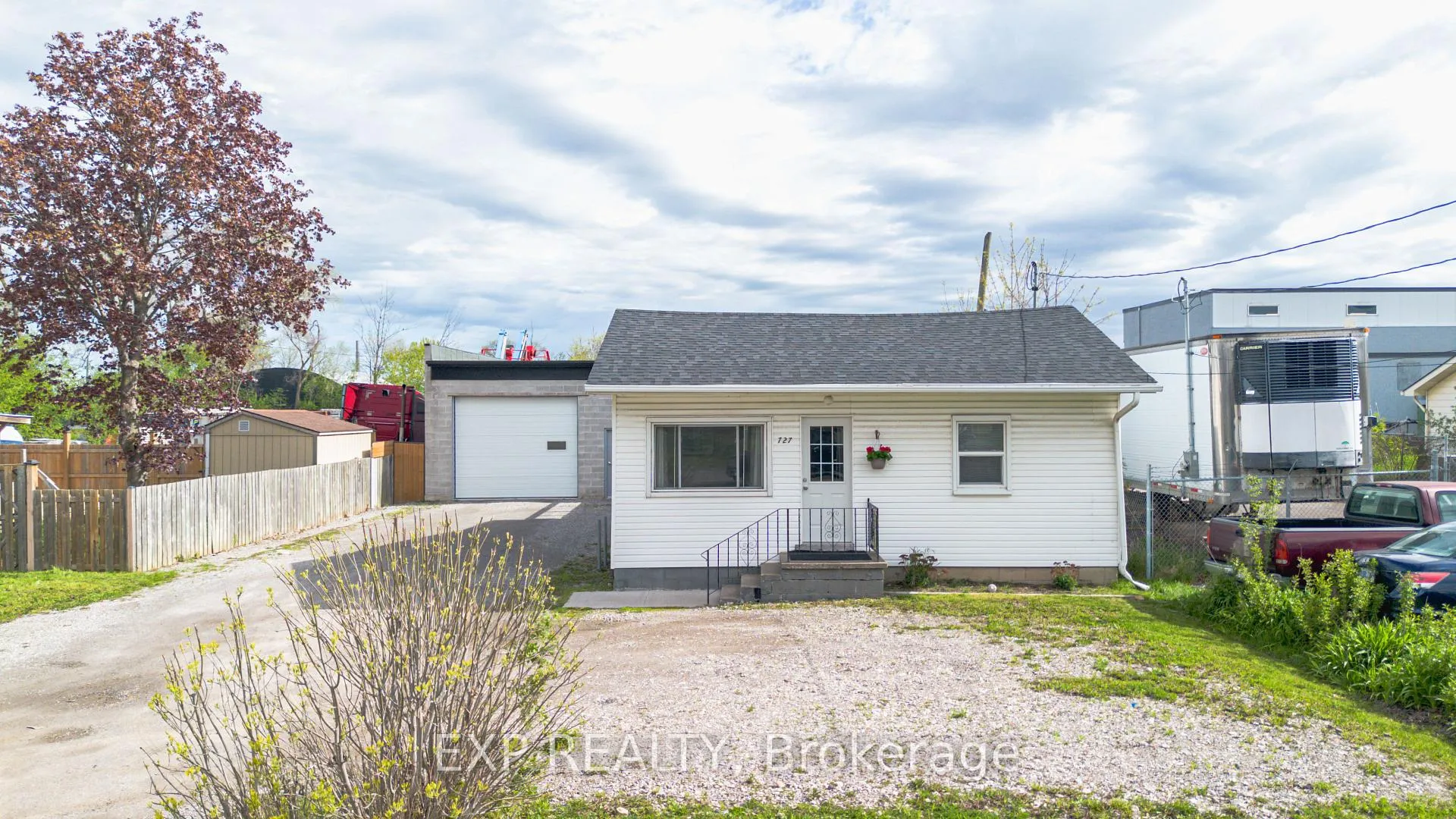 Photo 3 of 727 Barton Street, Hamilton, Stoney Creek Industrial — HOMEH