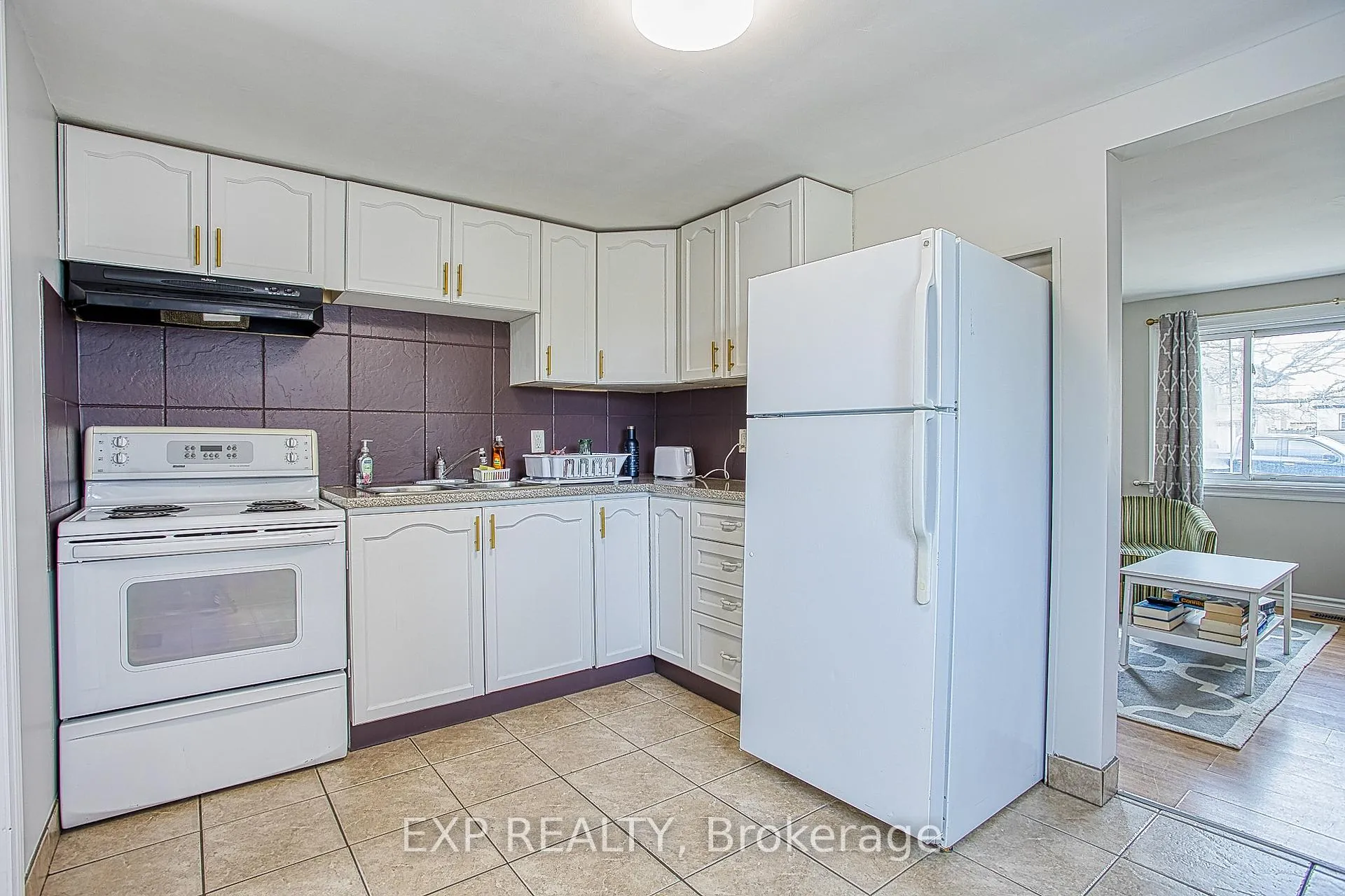 Photo 11 of 727 Barton Street, Hamilton, Stoney Creek Industrial — HOMEH