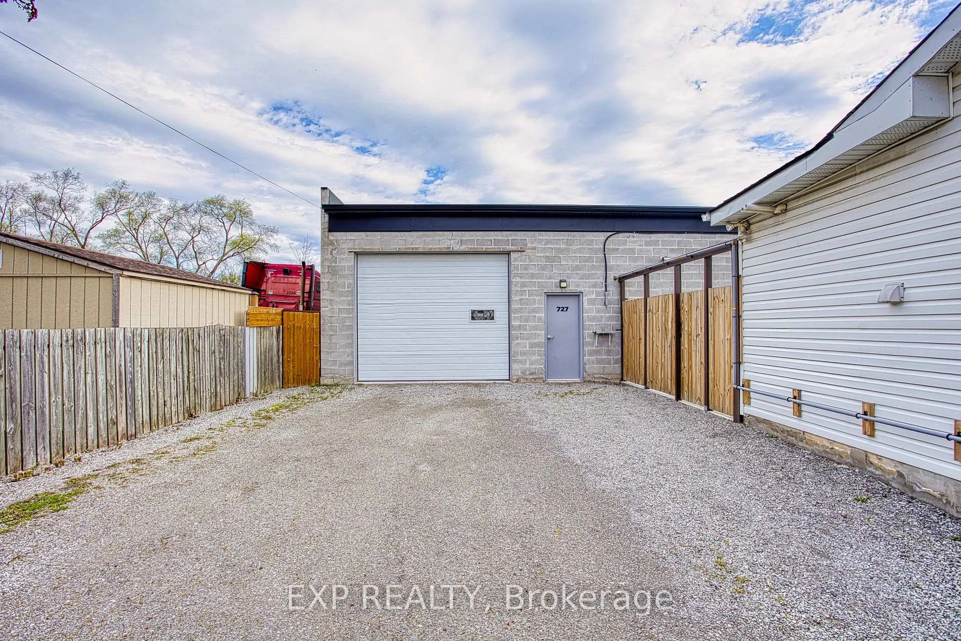Photo 18 of 727 Barton Street, Hamilton, Stoney Creek Industrial — HOMEH