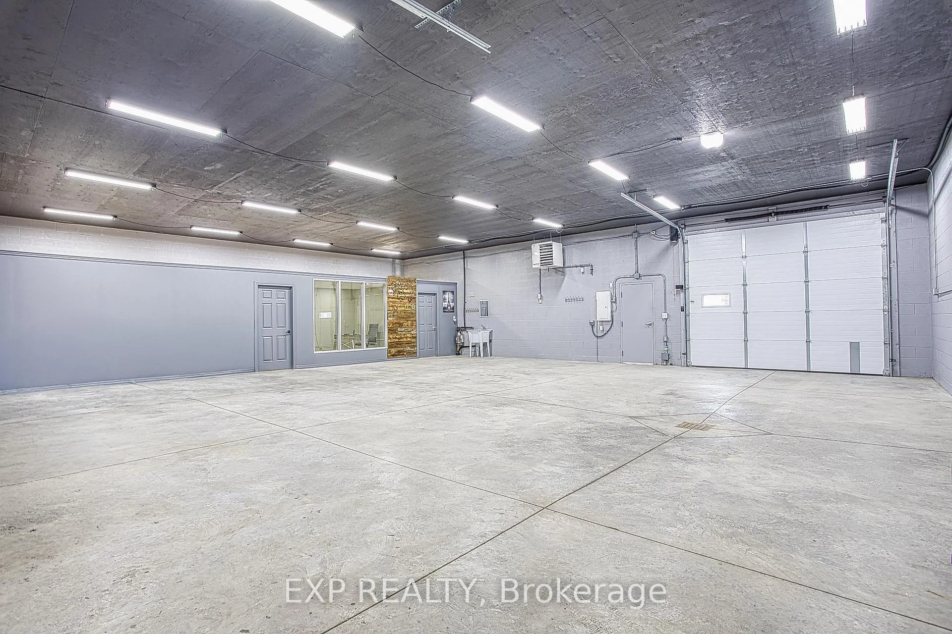 Photo 23 of 727 Barton Street, Hamilton, Stoney Creek Industrial — HOMEH