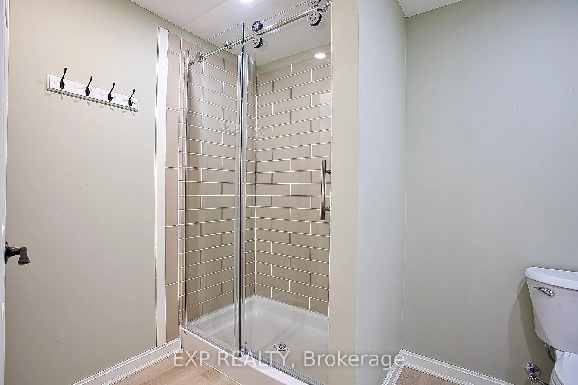 Photo 30 of 727 Barton Street, Hamilton, Stoney Creek Industrial — HOMEH
