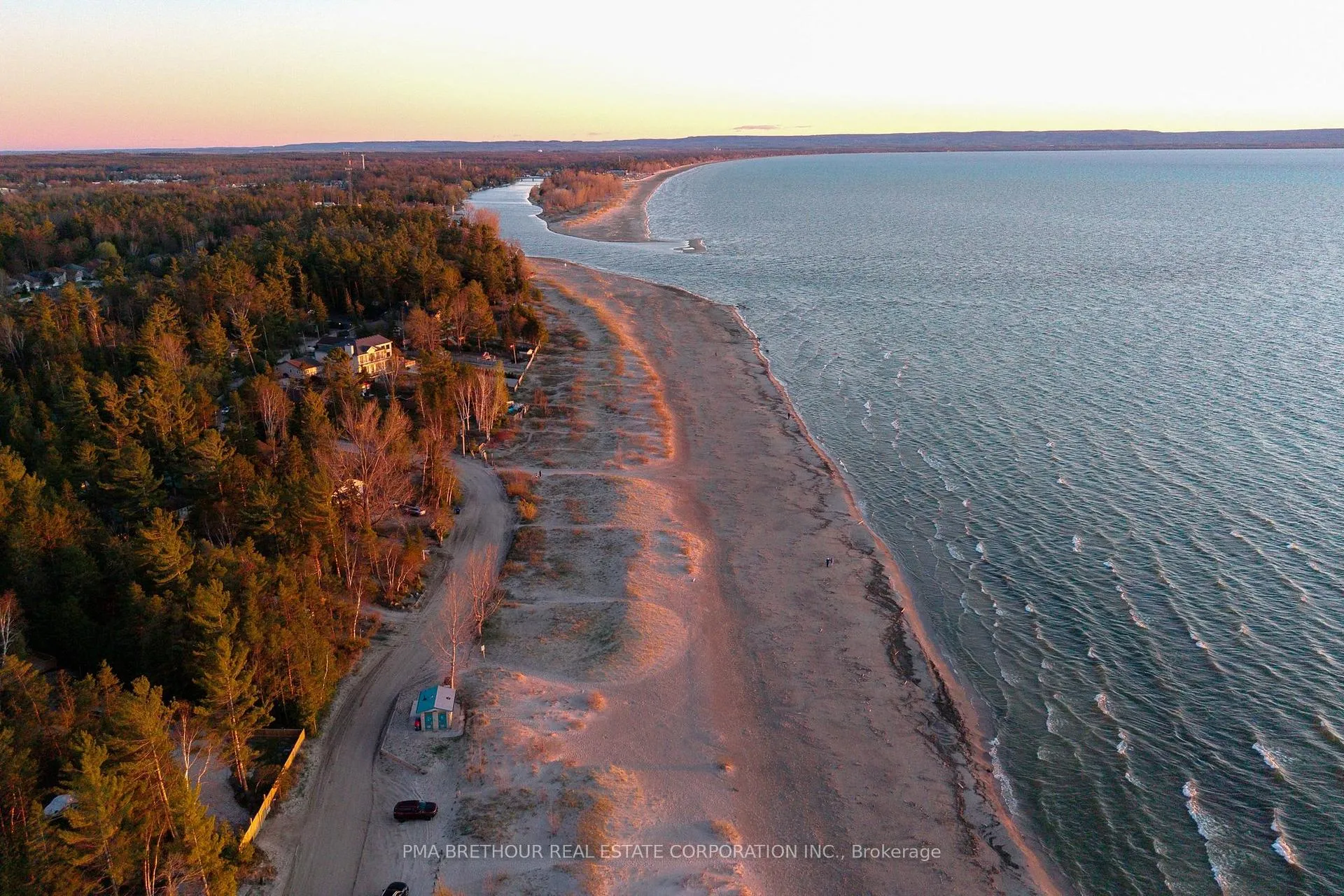 Photo 31 of 282 Coastline Drive, Wasaga Beach — HOMEH