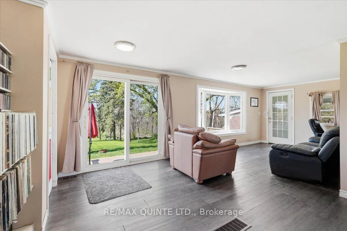 Photo 14 of 1467 County Rd 15, Prince Edward County, Sophiasburg Ward — HOMEH