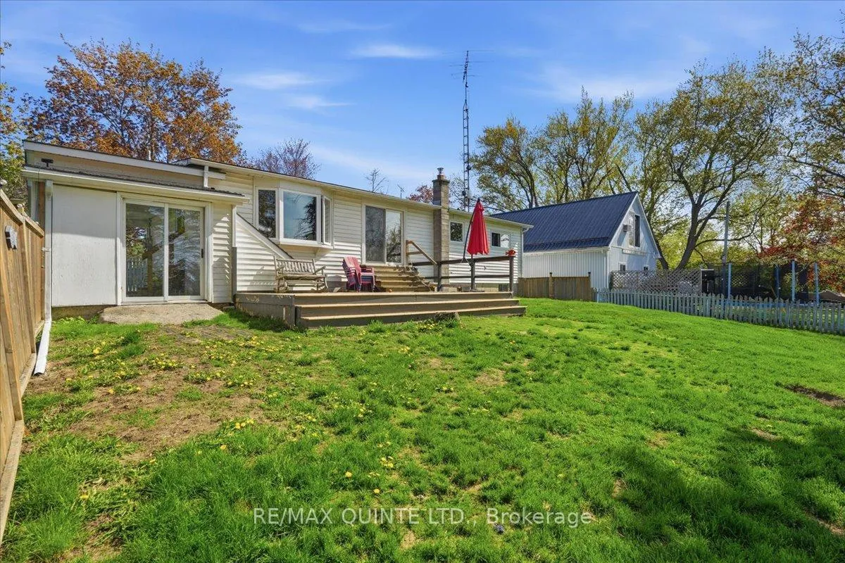 Photo 23 of 1467 County Rd 15, Prince Edward County, Sophiasburg Ward — HOMEH