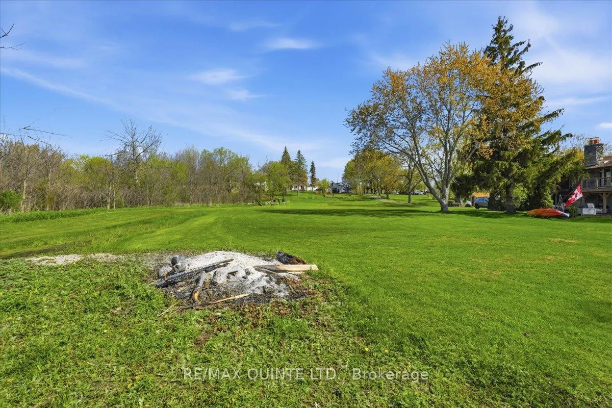 Photo 26 of 1467 County Rd 15, Prince Edward County, Sophiasburg Ward — HOMEH