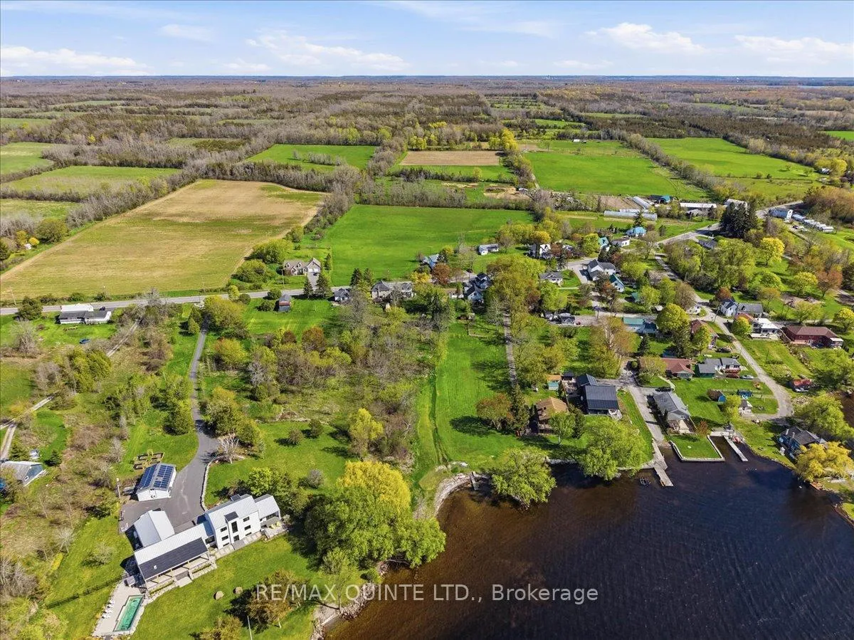 Photo 31 of 1467 County Rd 15, Prince Edward County, Sophiasburg Ward — HOMEH
