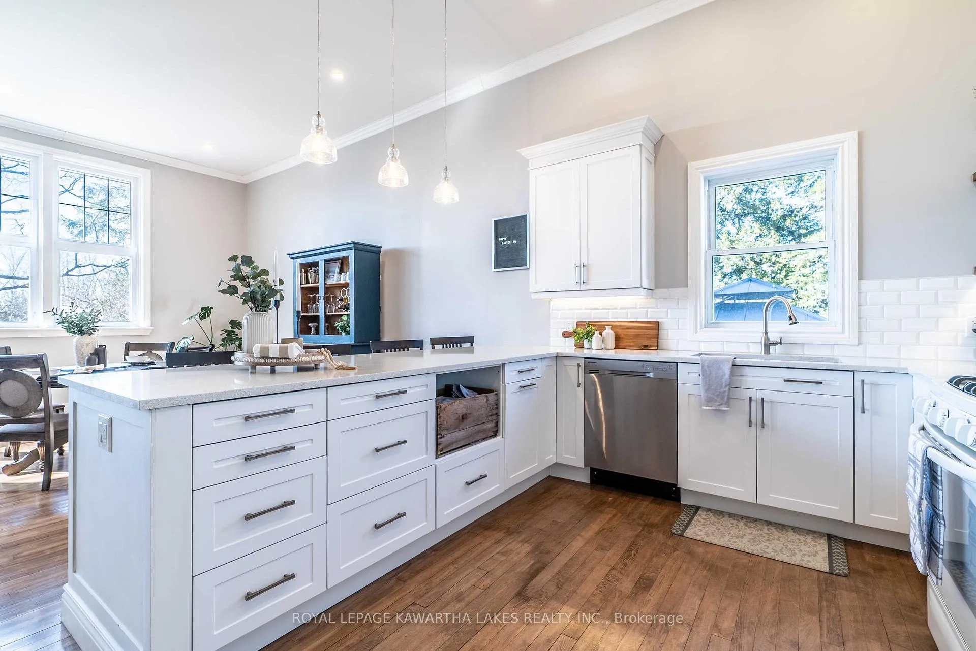 Photo 6 of 5393 35 Highway, Kawartha Lakes, Fenelon — HOMEH