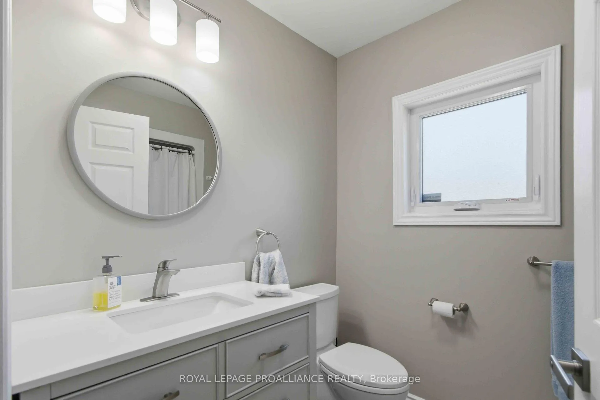 Photo 23 of 89 Prior Lane, Quinte West, Sidney Ward — HOMEH
