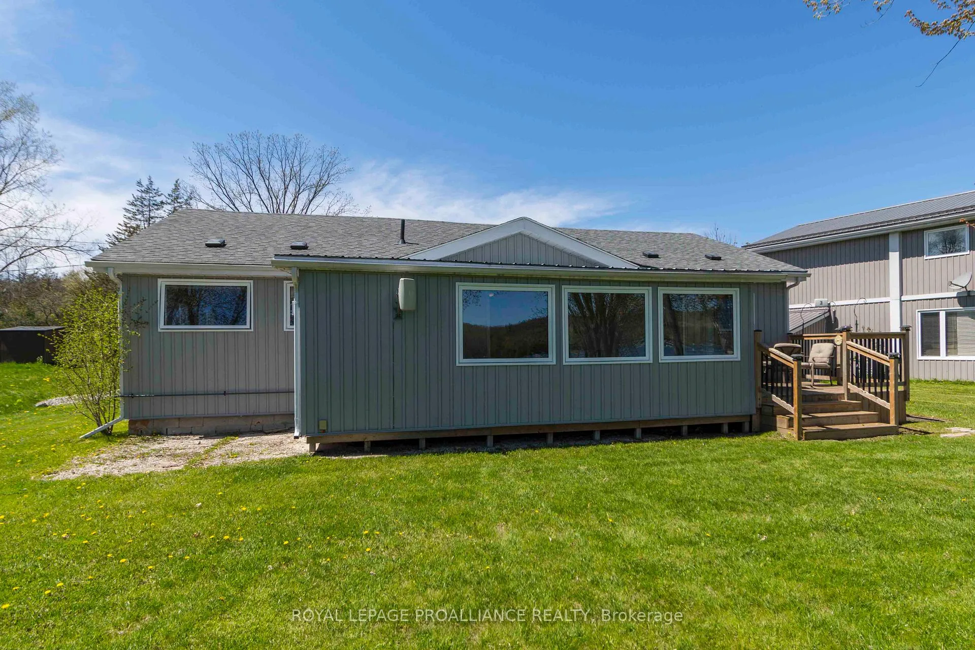 Photo 25 of 89 Prior Lane, Quinte West, Sidney Ward — HOMEH
