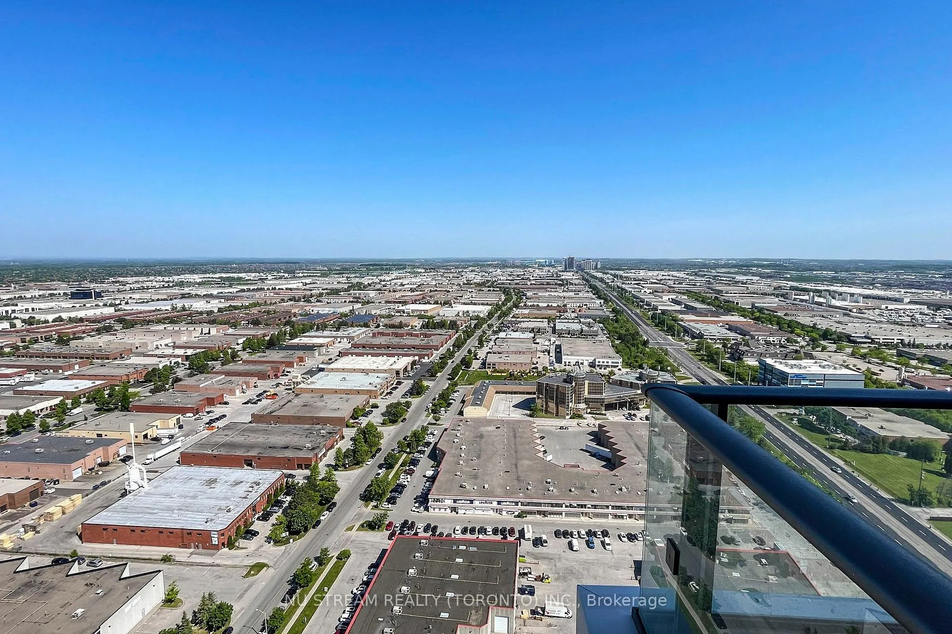 Photo 8 of Unit 3515, 1000 Portage Parkway, Vaughan, Vaughan Corporate Centre — HOMEH